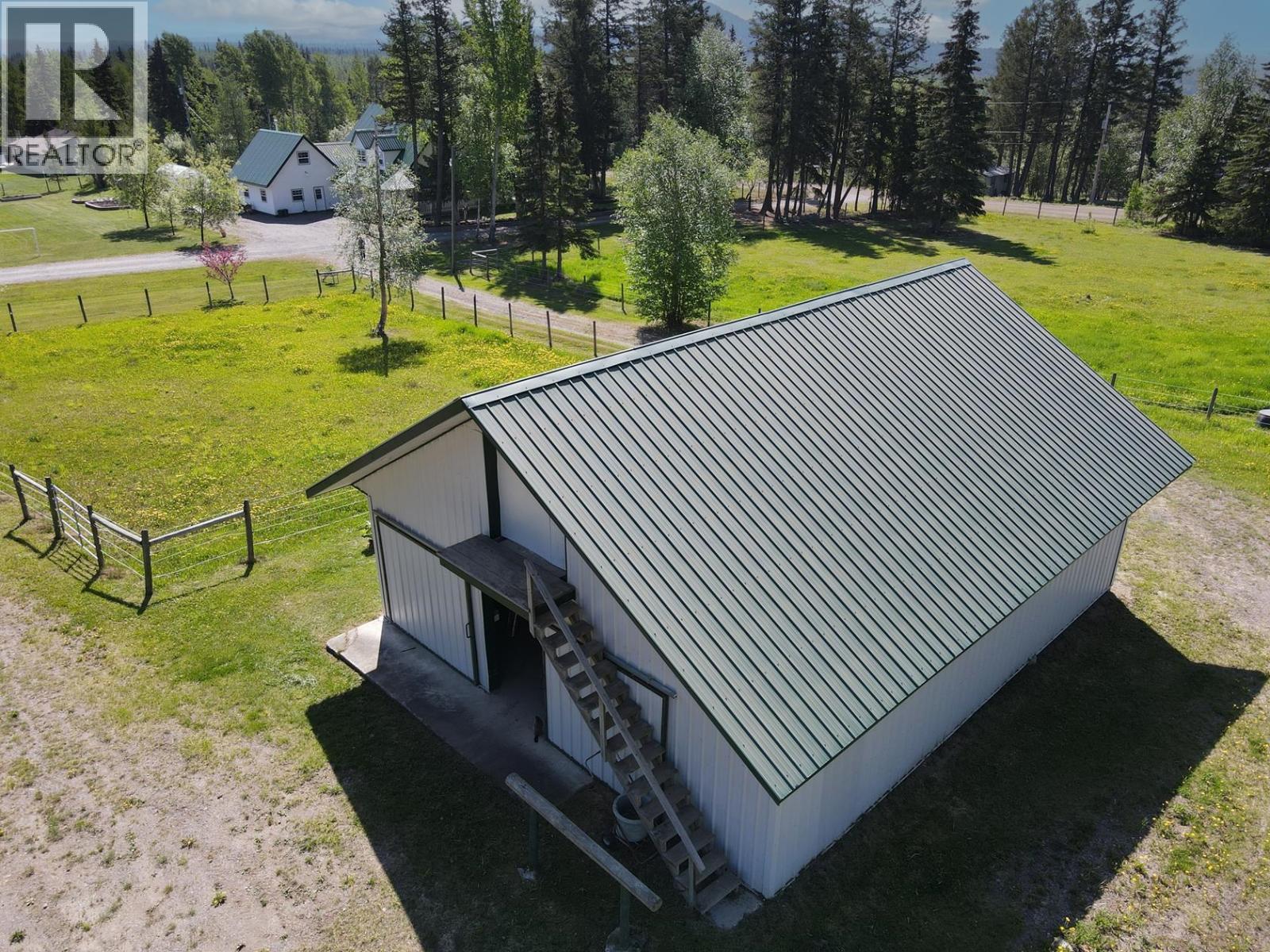 634 Robin Road, Fort St. James, British Columbia  V0J 1P0 - Photo 6 - R3148976