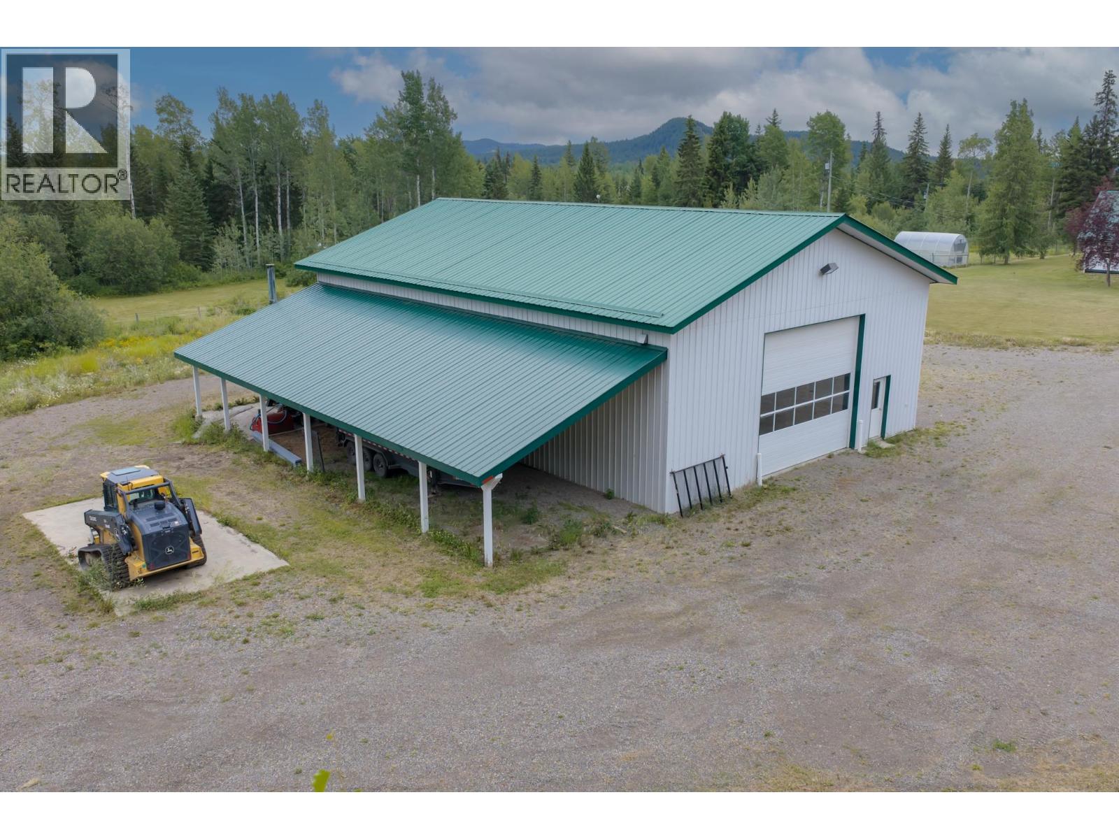 634 Robin Road, Fort St. James, British Columbia  V0J 1P0 - Photo 3 - R3148976