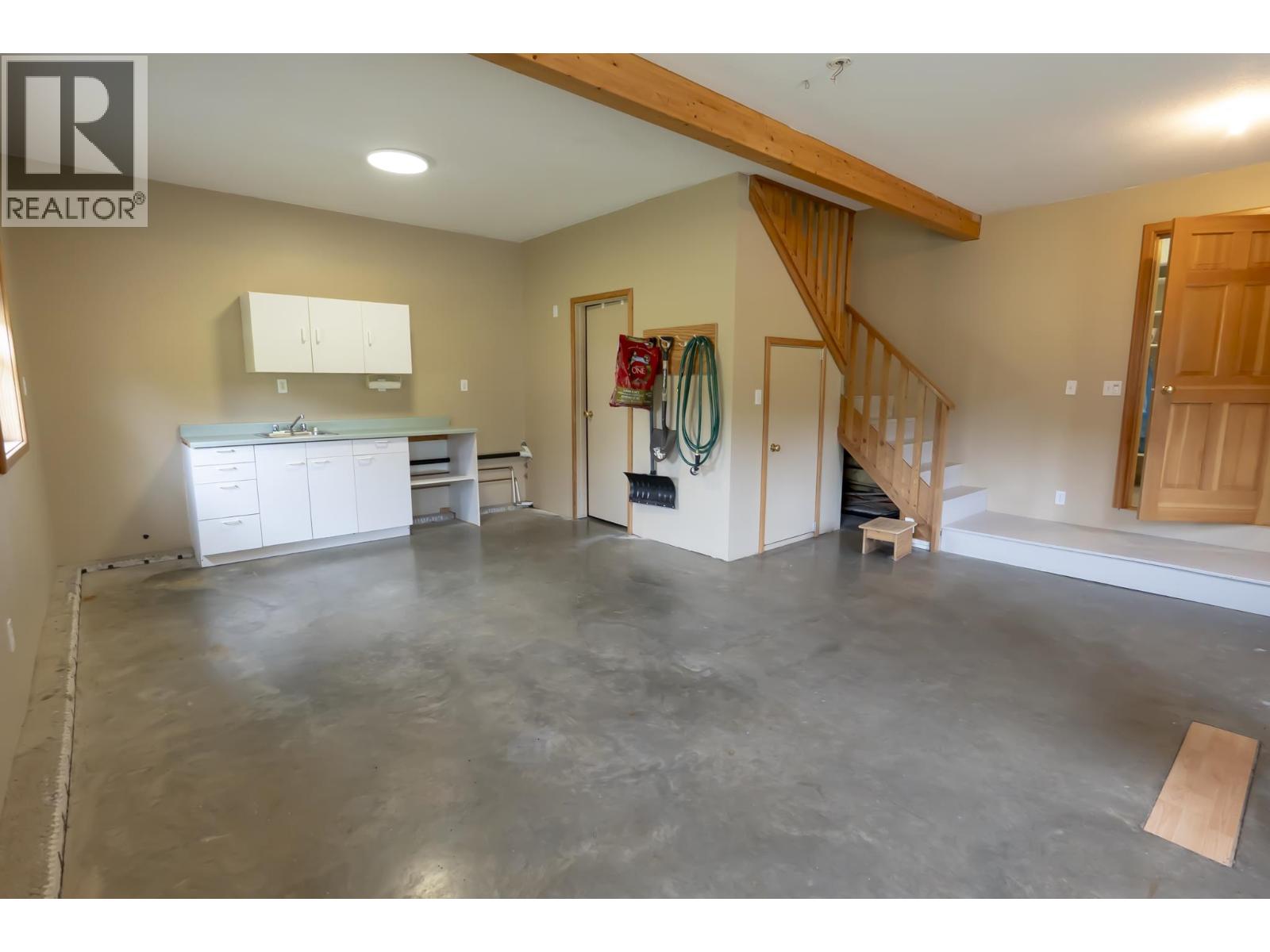 634 Robin Road, Fort St. James, British Columbia  V0J 1P0 - Photo 30 - R3148976
