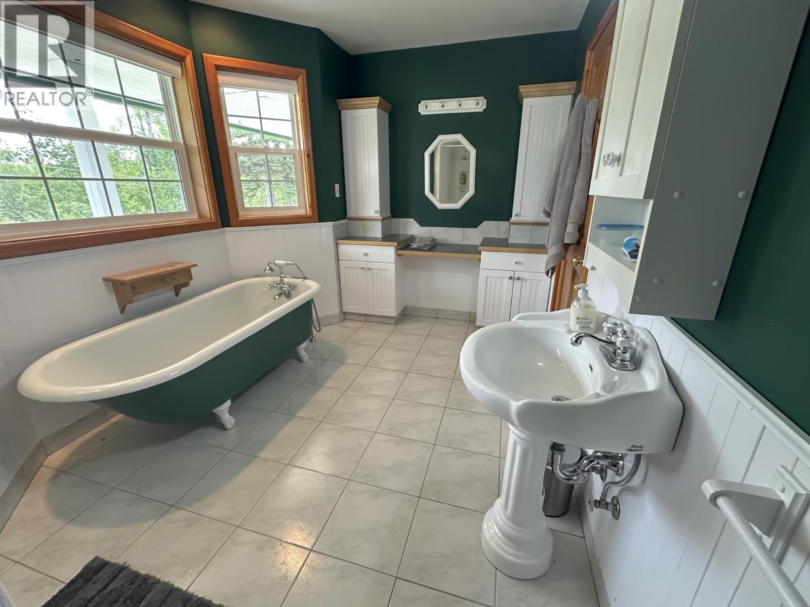 634 Robin Road, Fort St. James, British Columbia  V0J 1P0 - Photo 20 - R3148976