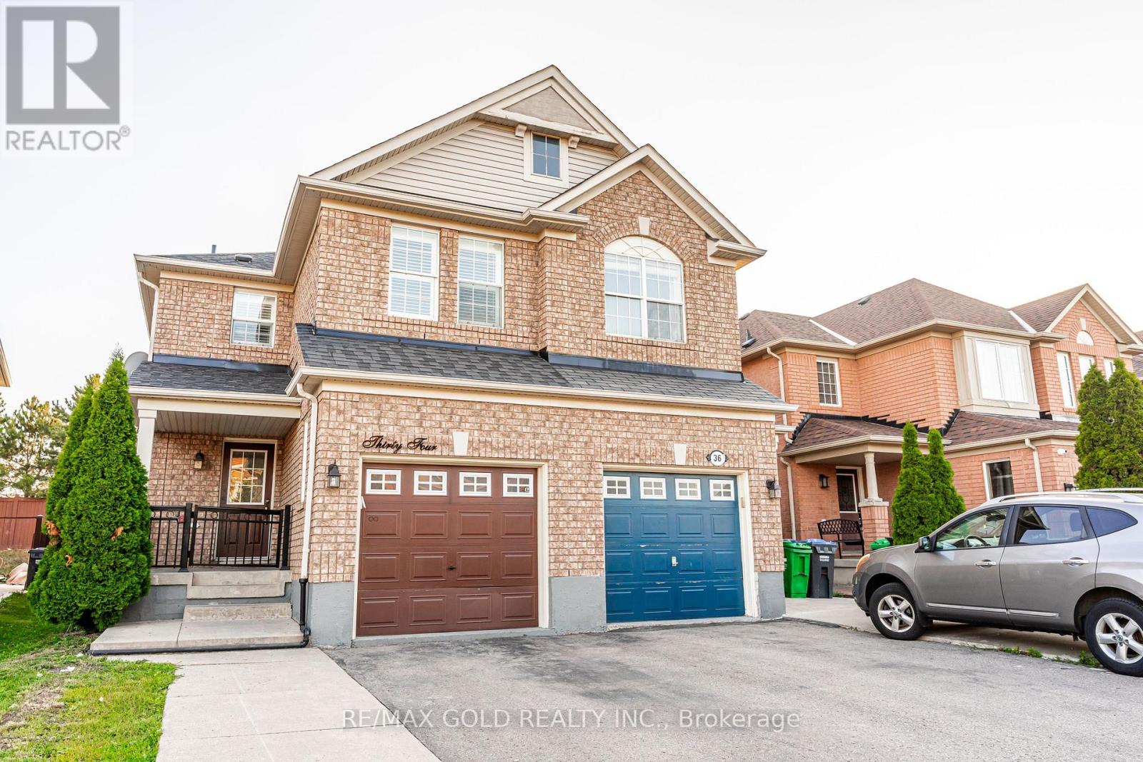 34 Jingle Crescent, Brampton, Ontario  L6S 0B2 - Photo 3 - W13602210