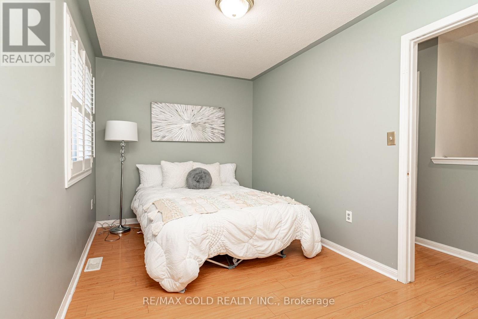 34 Jingle Crescent, Brampton, Ontario  L6S 0B2 - Photo 33 - W13602210