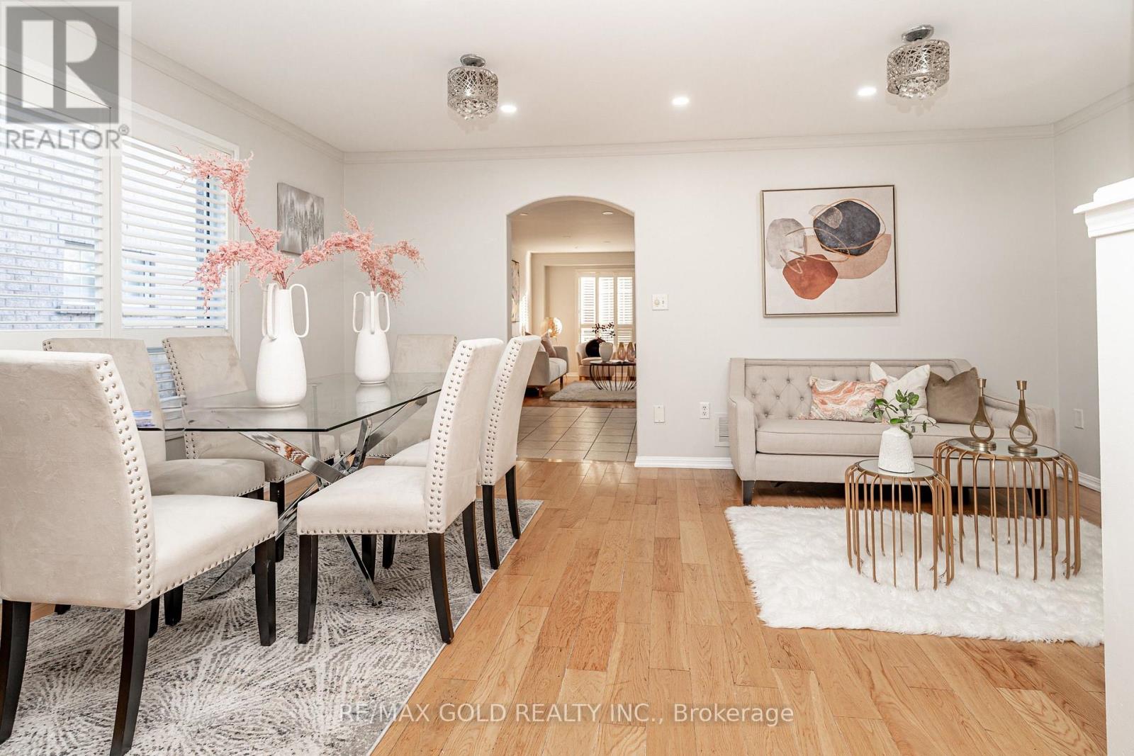 34 Jingle Crescent, Brampton, Ontario  L6S 0B2 - Photo 7 - W13602210