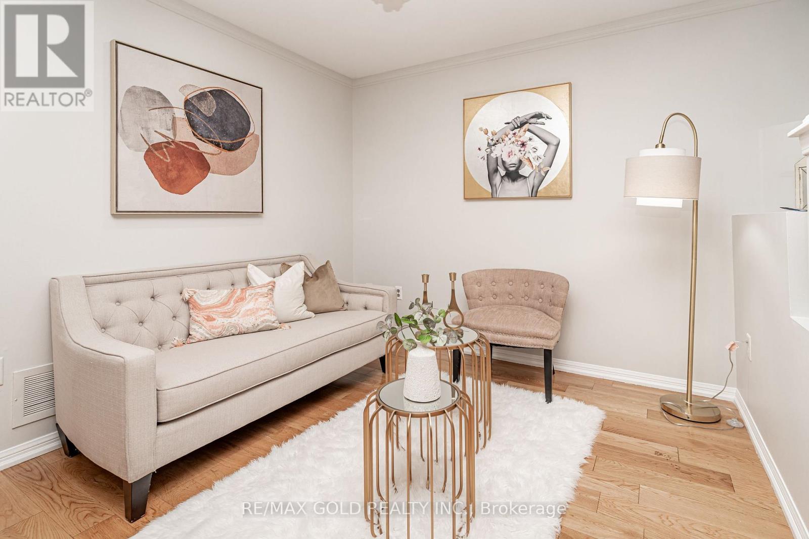 34 Jingle Crescent, Brampton, Ontario  L6S 0B2 - Photo 9 - W13602210