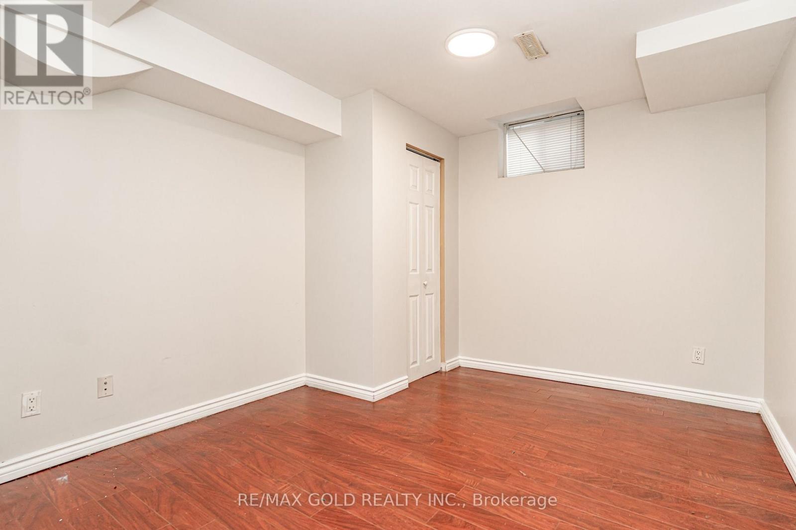 34 Jingle Crescent, Brampton, Ontario  L6S 0B2 - Photo 40 - W13602210