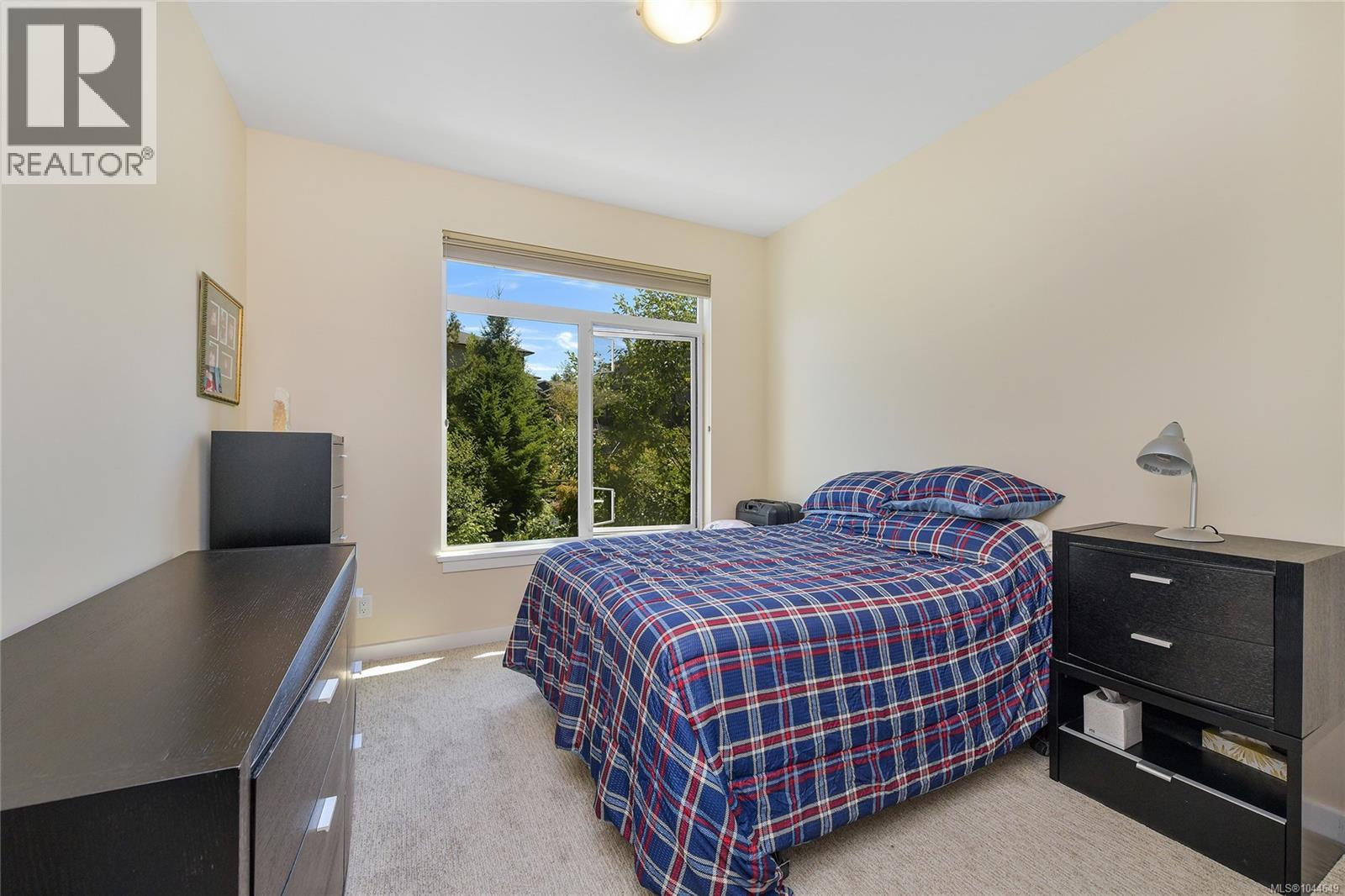 201 591 Latoria Rd, Langford, British Columbia  V8W 2T6 - Photo 16 - 1044649