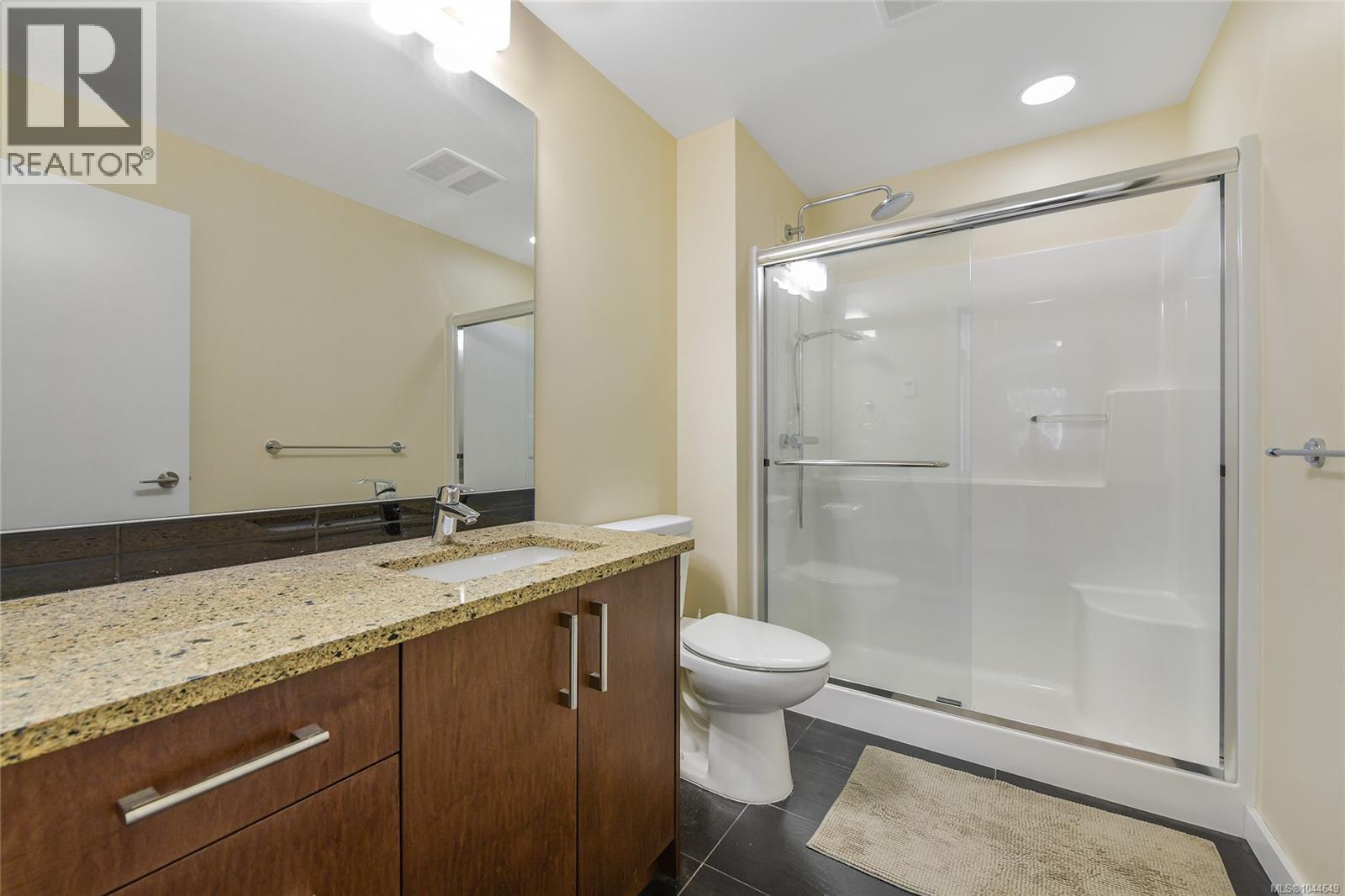 201 591 Latoria Rd, Langford, British Columbia  V8W 2T6 - Photo 15 - 1044649