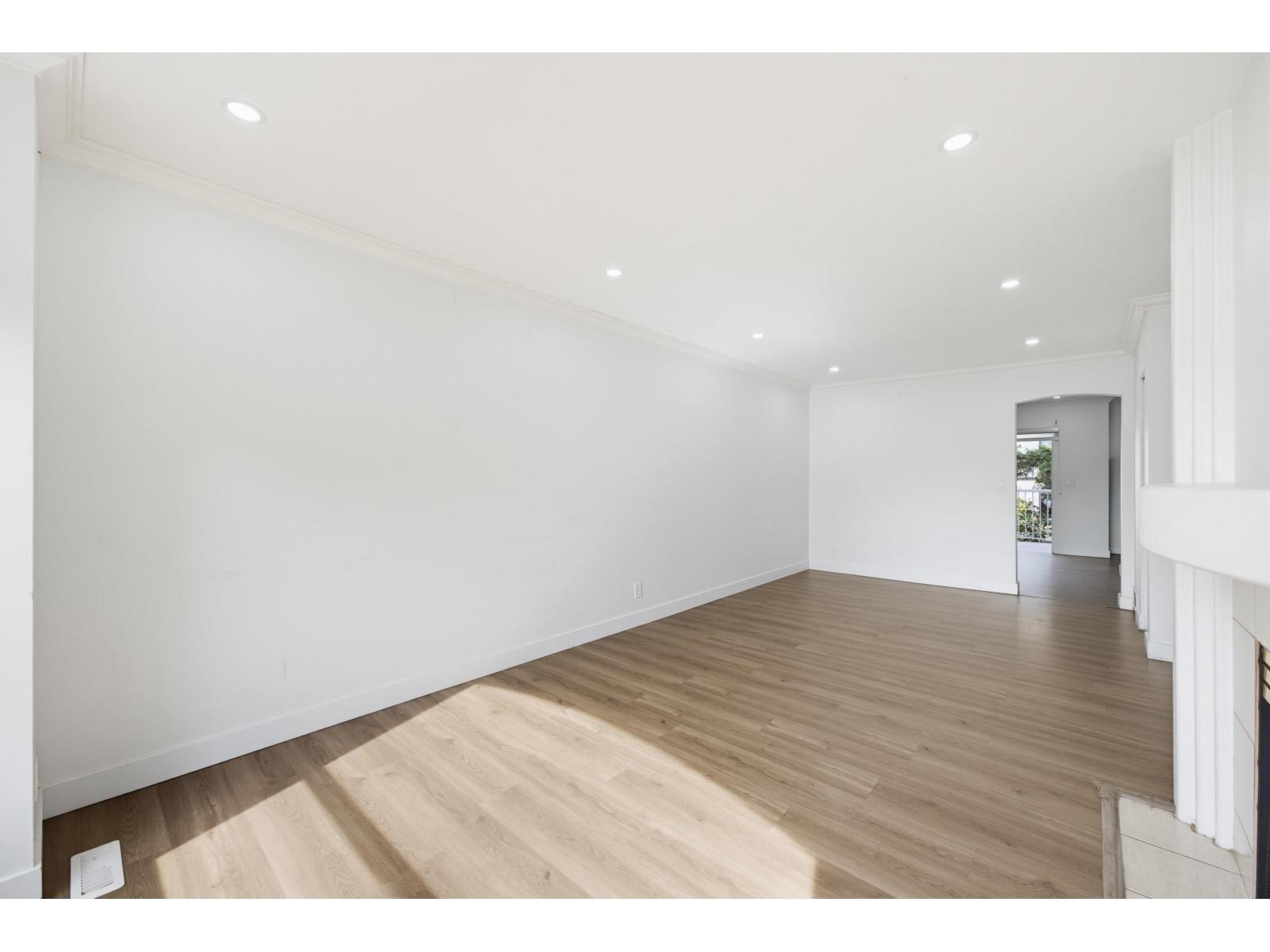 21 7140 132 Street, Surrey, British Columbia  V3W 1J5 - Photo 7 - R3151718