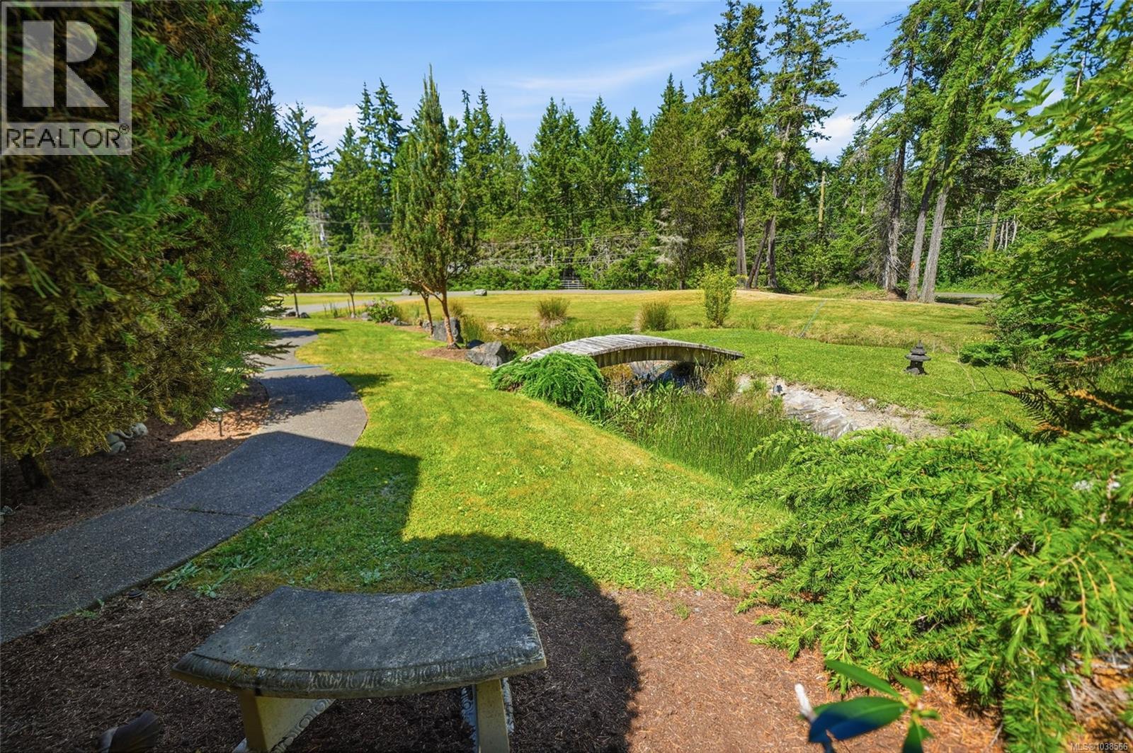 990 View Rd, Qualicum Beach, British Columbia  V9K 1N3 - Photo 60 - 1038566