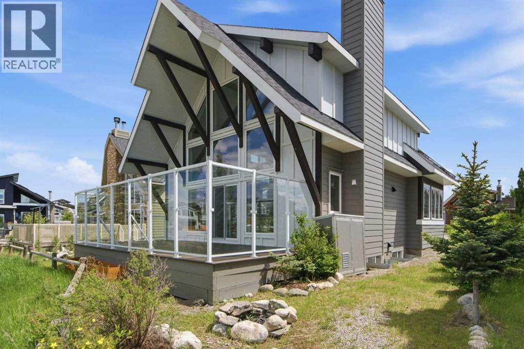 505 Cottageclub Bay, Rural Rocky View County, Alberta  T4C 0A2 - Photo 3 - A2320299