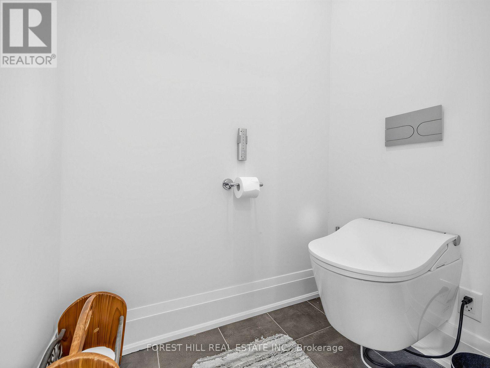 2996 Weston Road, Toronto, Ontario  M9M 2S7 - Photo 24 - W13627250