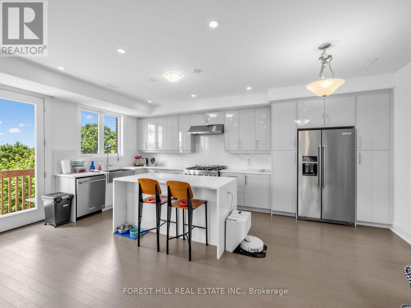 2996 Weston Road, Toronto, Ontario  M9M 2S7 - Photo 6 - W13627250