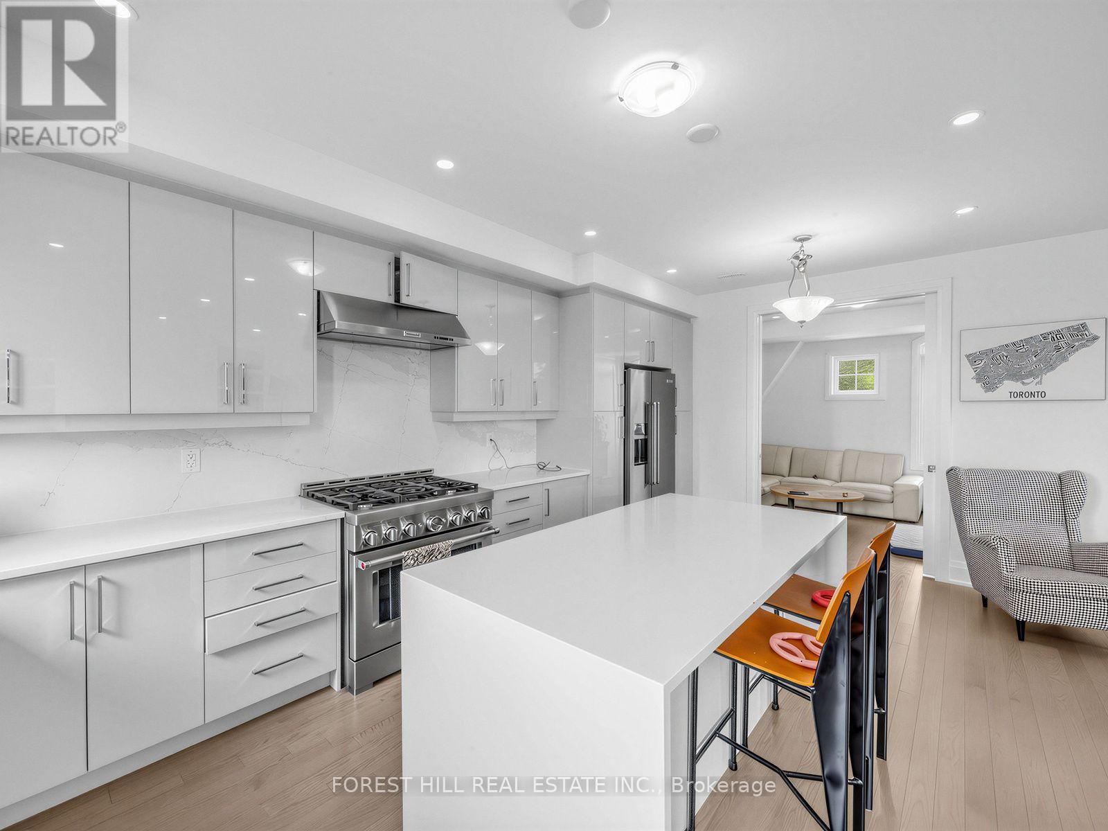 2996 Weston Road, Toronto, Ontario  M9M 2S7 - Photo 9 - W13627250