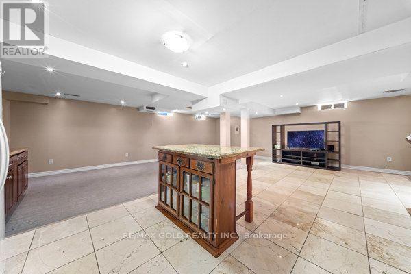 14 Beckenham Road, Brampton, Ontario  L6P 2L7 - Photo 46 - W13627280