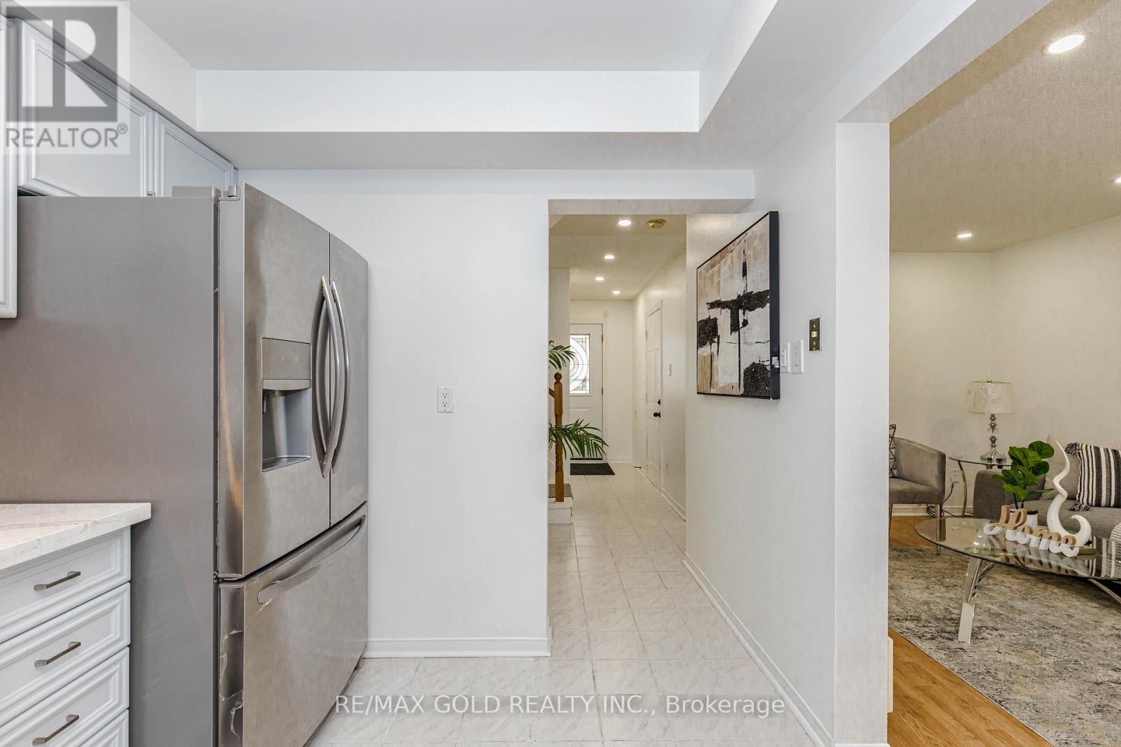 52 Wickstead Court, Brampton, Ontario  L6R 1N8 - Photo 19 - W13627284