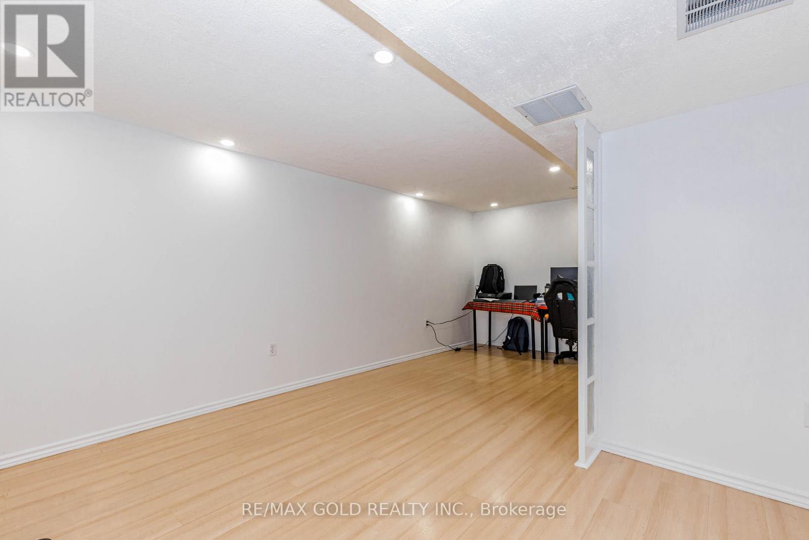52 Wickstead Court, Brampton, Ontario  L6R 1N8 - Photo 34 - W13627284
