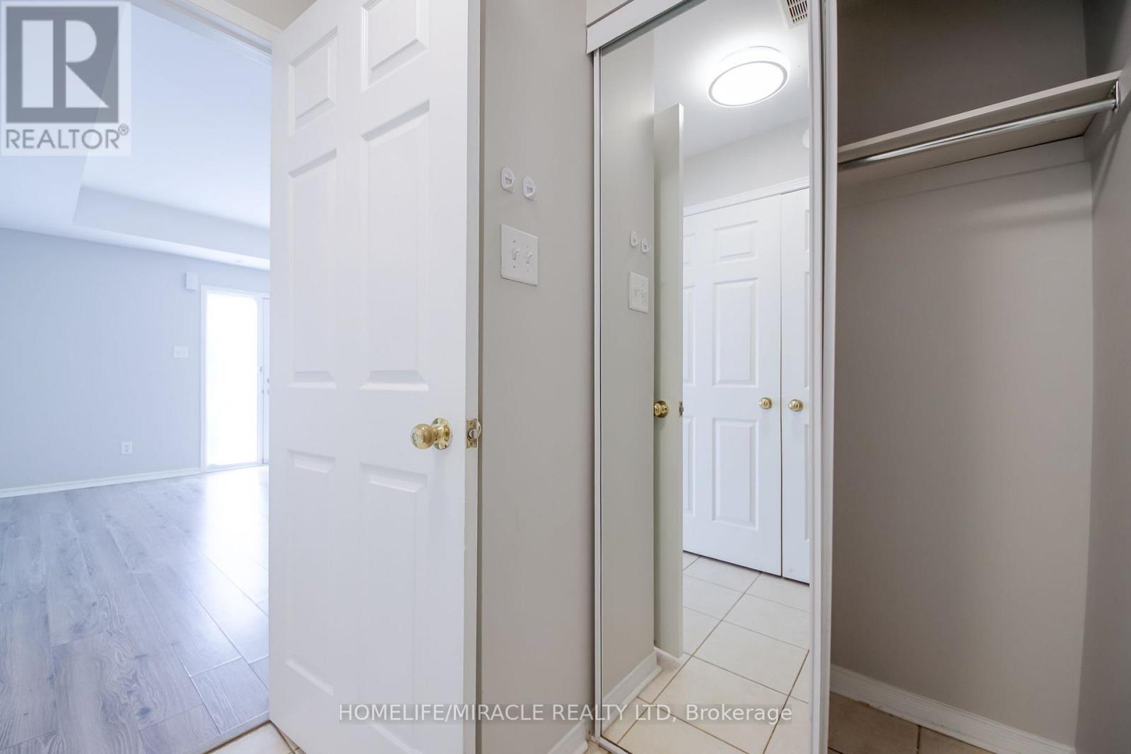 62 - 3056 Eglinton Avenue W, Mississauga, Ontario  L5M 8E4 - Photo 15 - W13627298