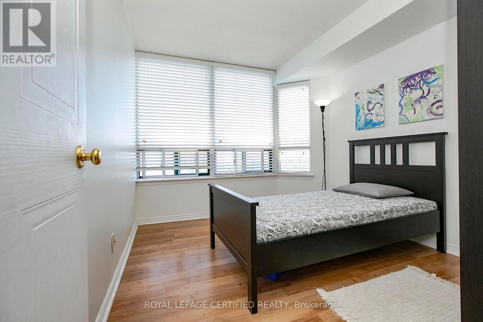 1605 - 135 Hillcrest Avenue, Mississauga, Ontario  L5B 4B1 - Photo 31 - W13627304