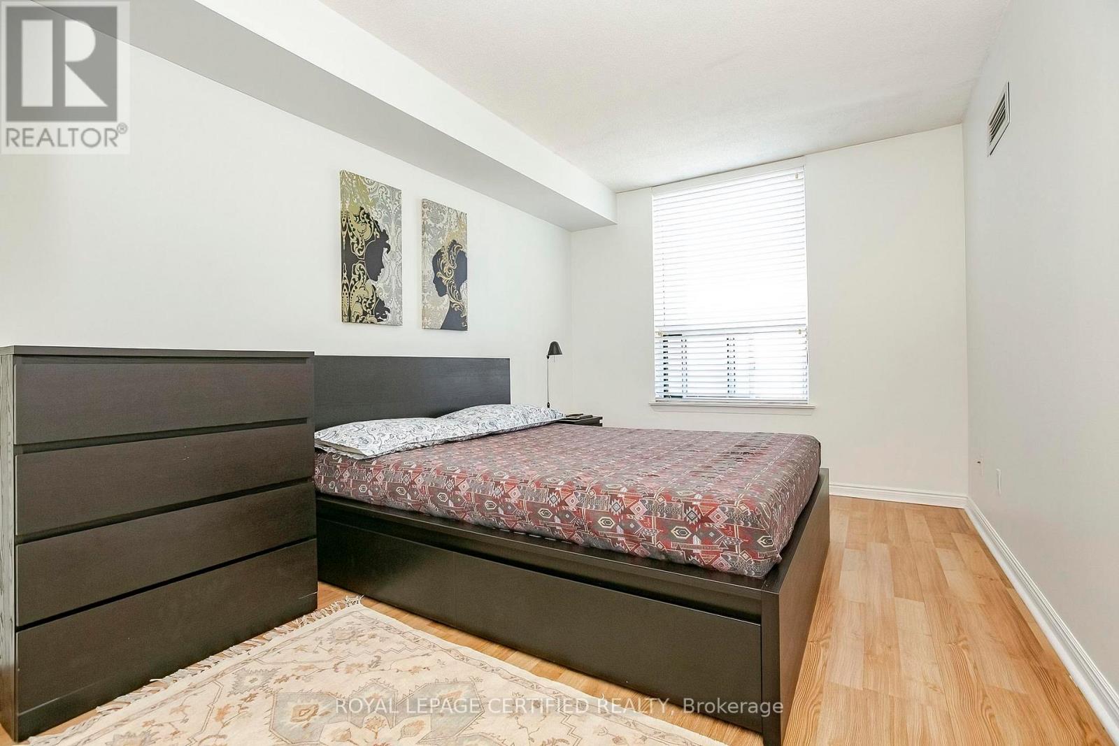 1605 - 135 Hillcrest Avenue, Mississauga, Ontario  L5B 4B1 - Photo 33 - W13627304