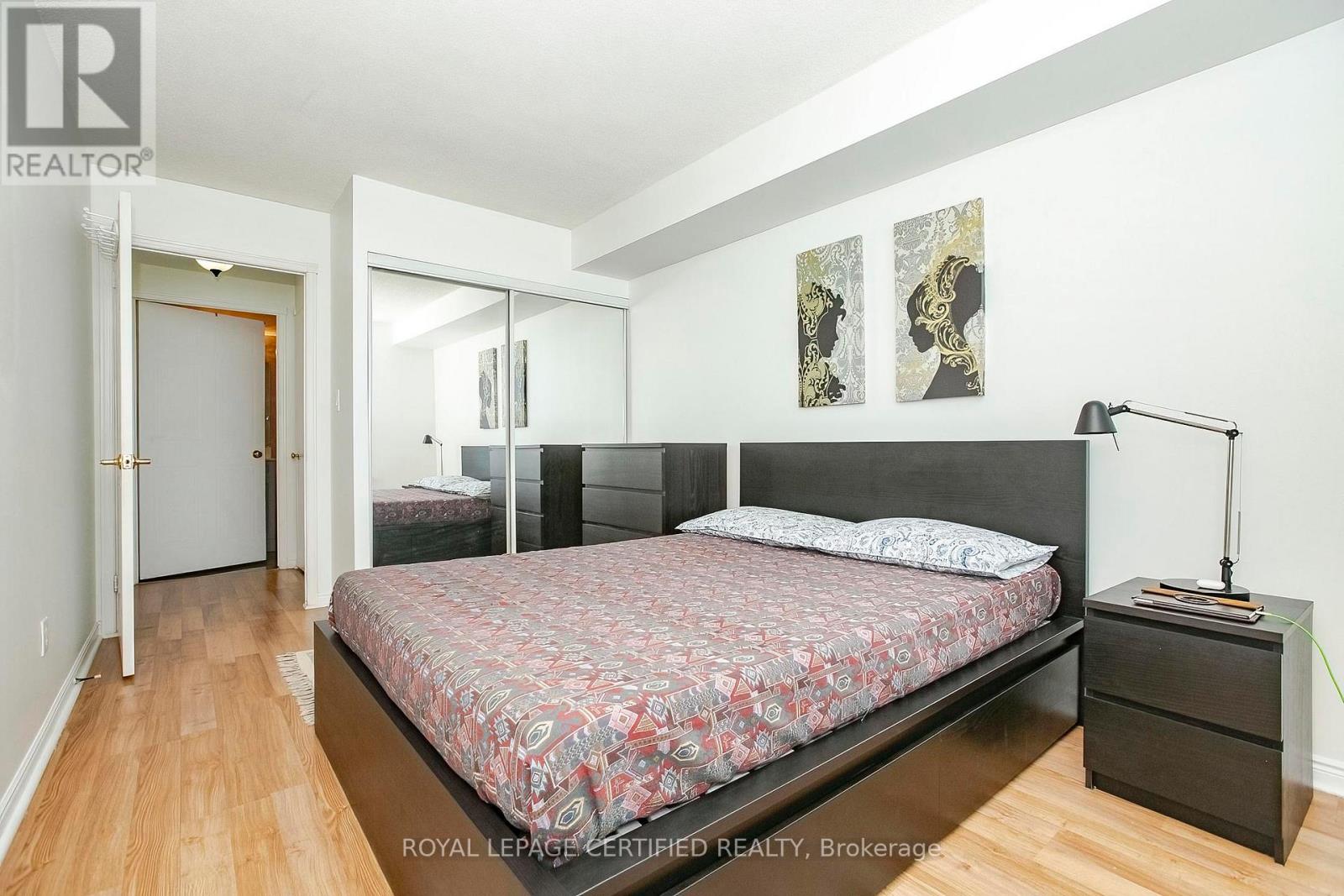 1605 - 135 Hillcrest Avenue, Mississauga, Ontario  L5B 4B1 - Photo 34 - W13627304