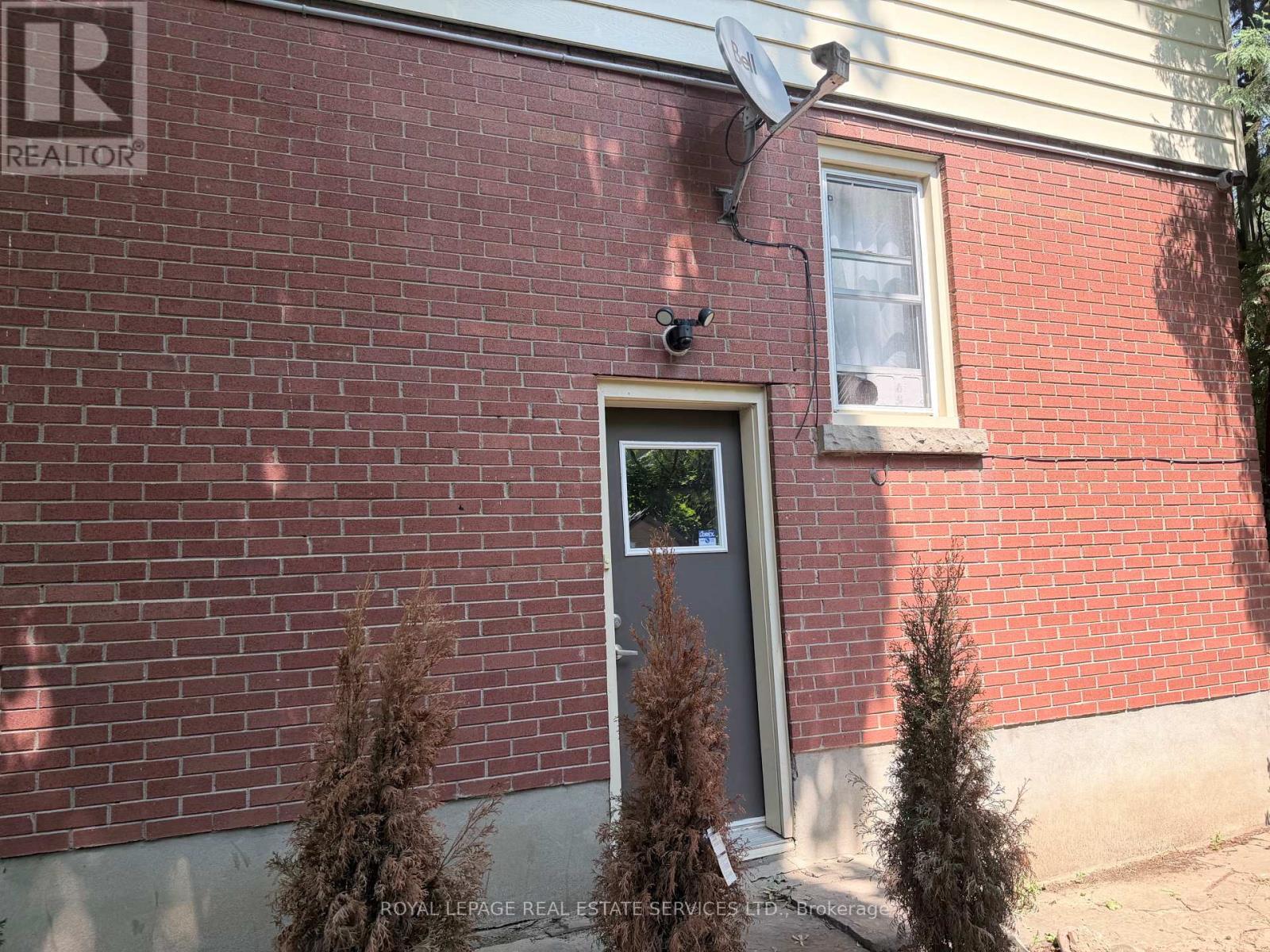 Lower Level 1 - 302 Maple Avenue, Oakville, Ontario  L6J 2H7 - Photo 3 - W13627310
