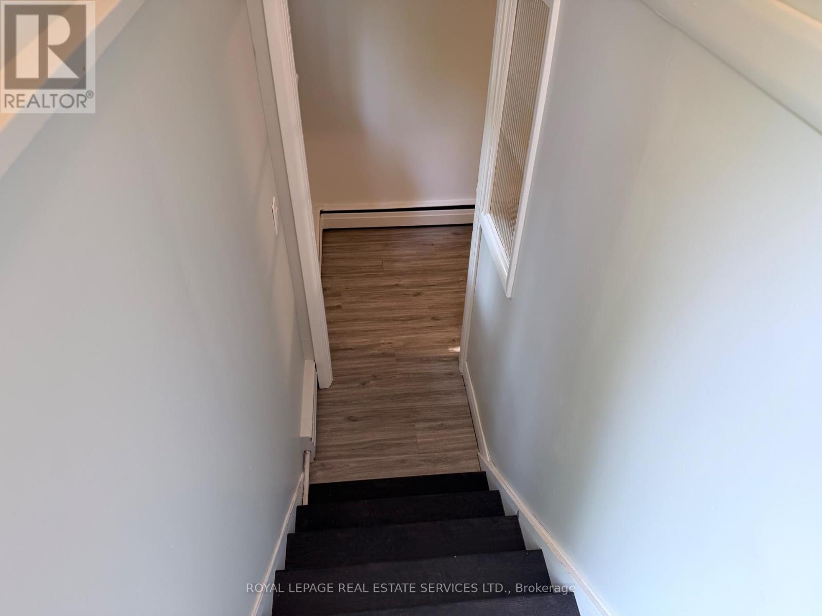 Lower Level 1 - 302 Maple Avenue, Oakville, Ontario  L6J 2H7 - Photo 4 - W13627310