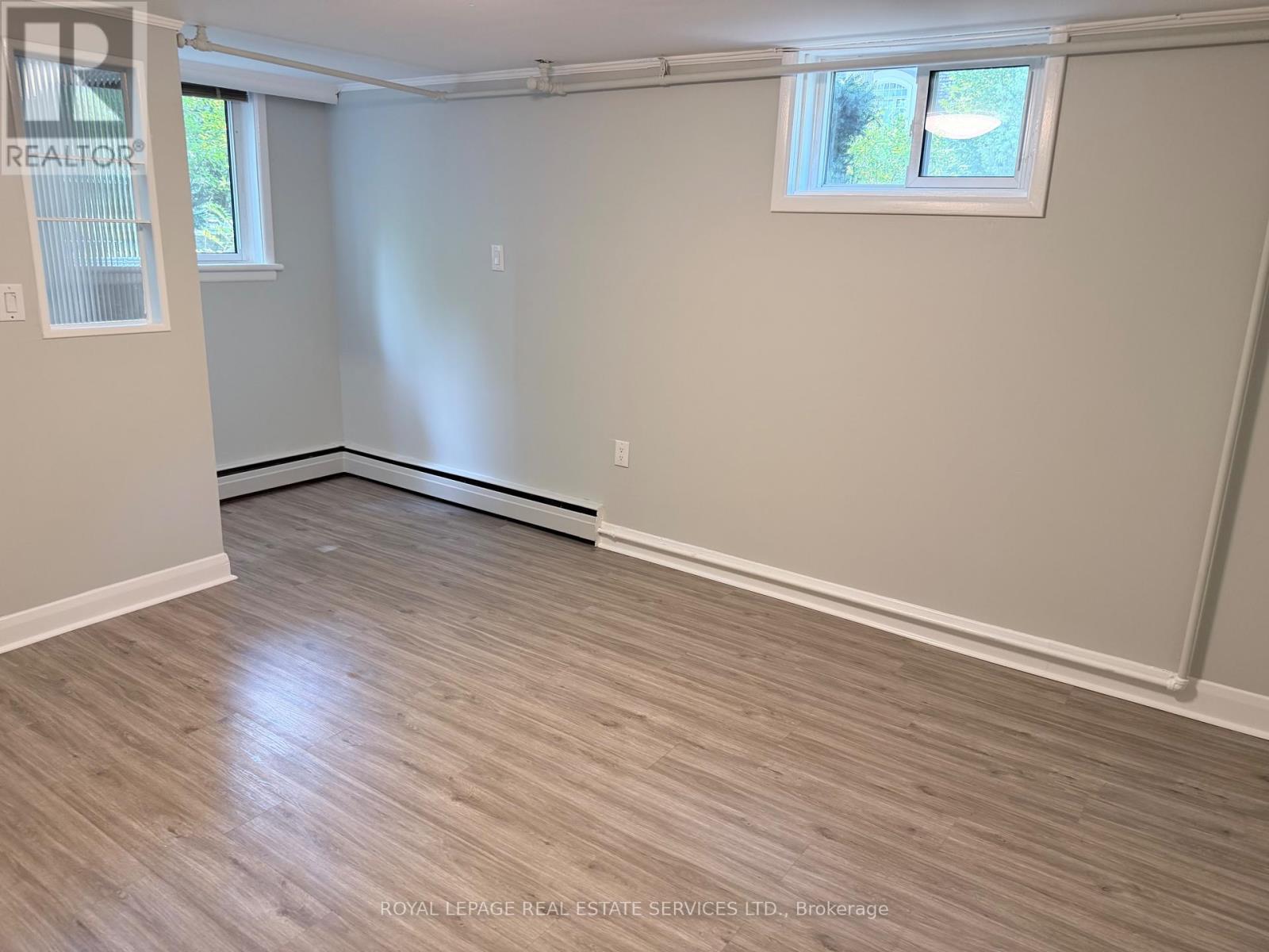 Lower Level 1 - 302 Maple Avenue, Oakville, Ontario  L6J 2H7 - Photo 6 - W13627310