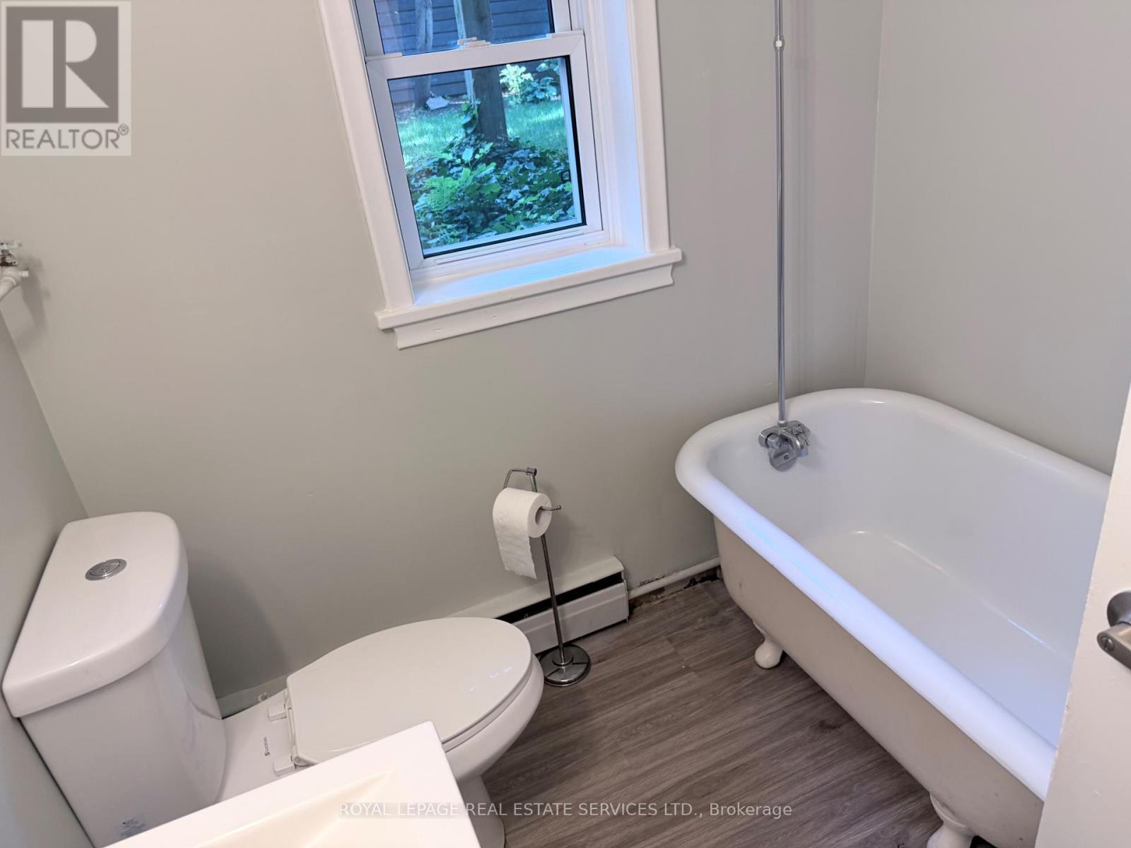 Lower Level 1 - 302 Maple Avenue, Oakville, Ontario  L6J 2H7 - Photo 8 - W13627310