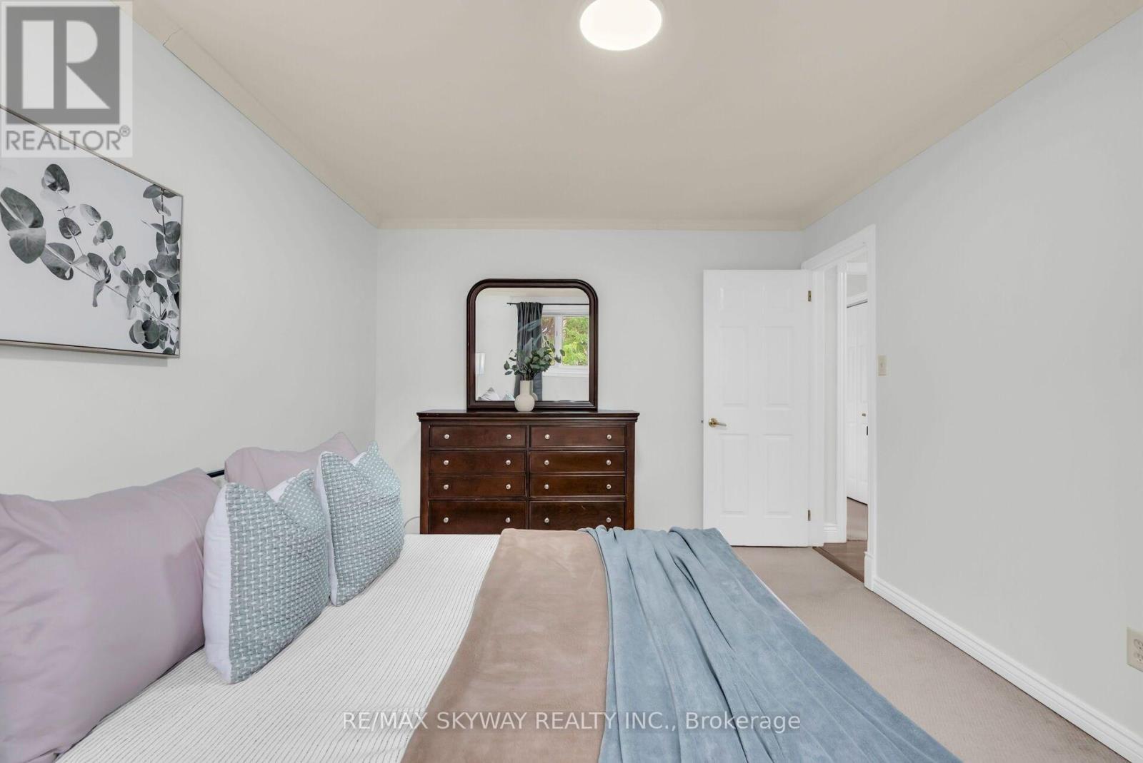 2673 Thorn Lodge Drive, Mississauga, Ontario  L5K 1L1 - Photo 30 - W13627312