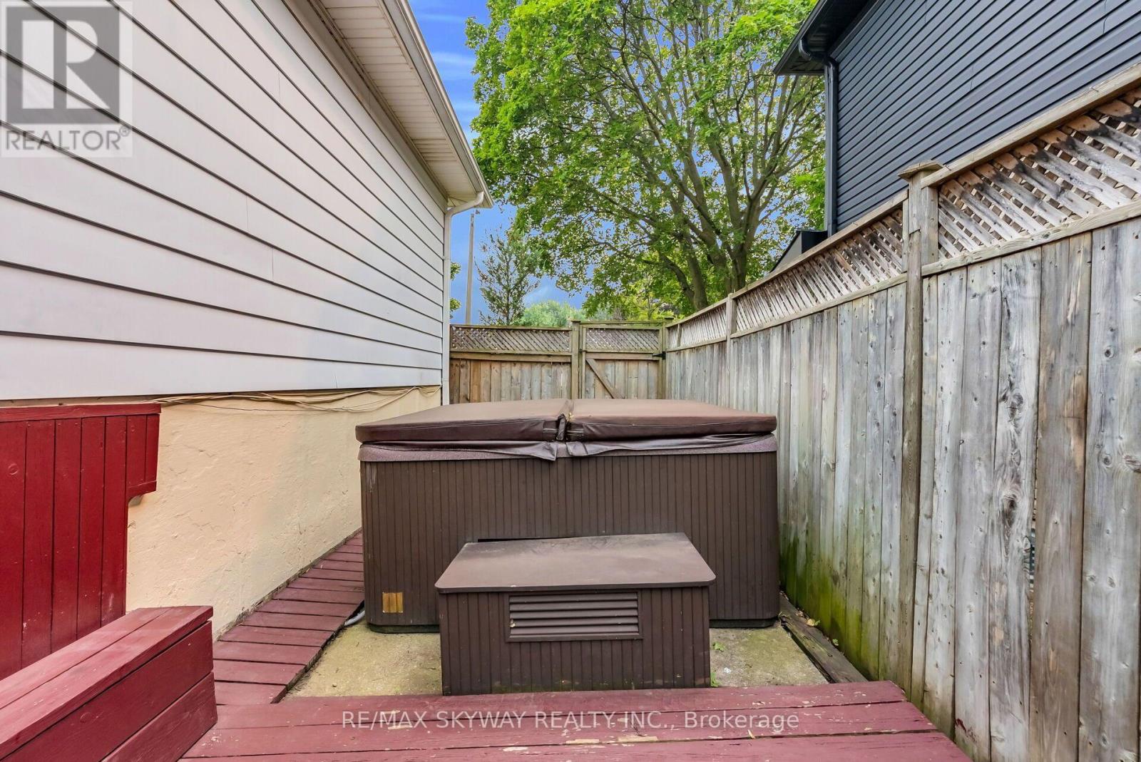 2673 Thorn Lodge Drive, Mississauga, Ontario  L5K 1L1 - Photo 45 - W13627312
