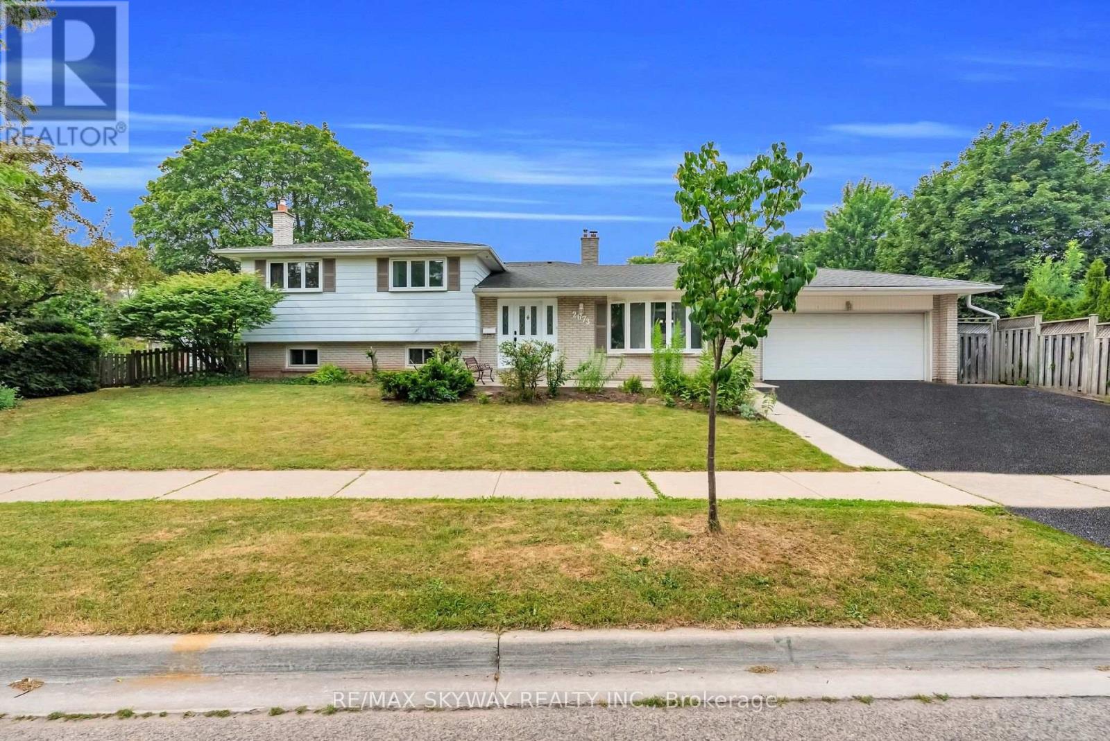 2673 Thorn Lodge Drive, Mississauga, Ontario  L5K 1L1 - Photo 6 - W13627312