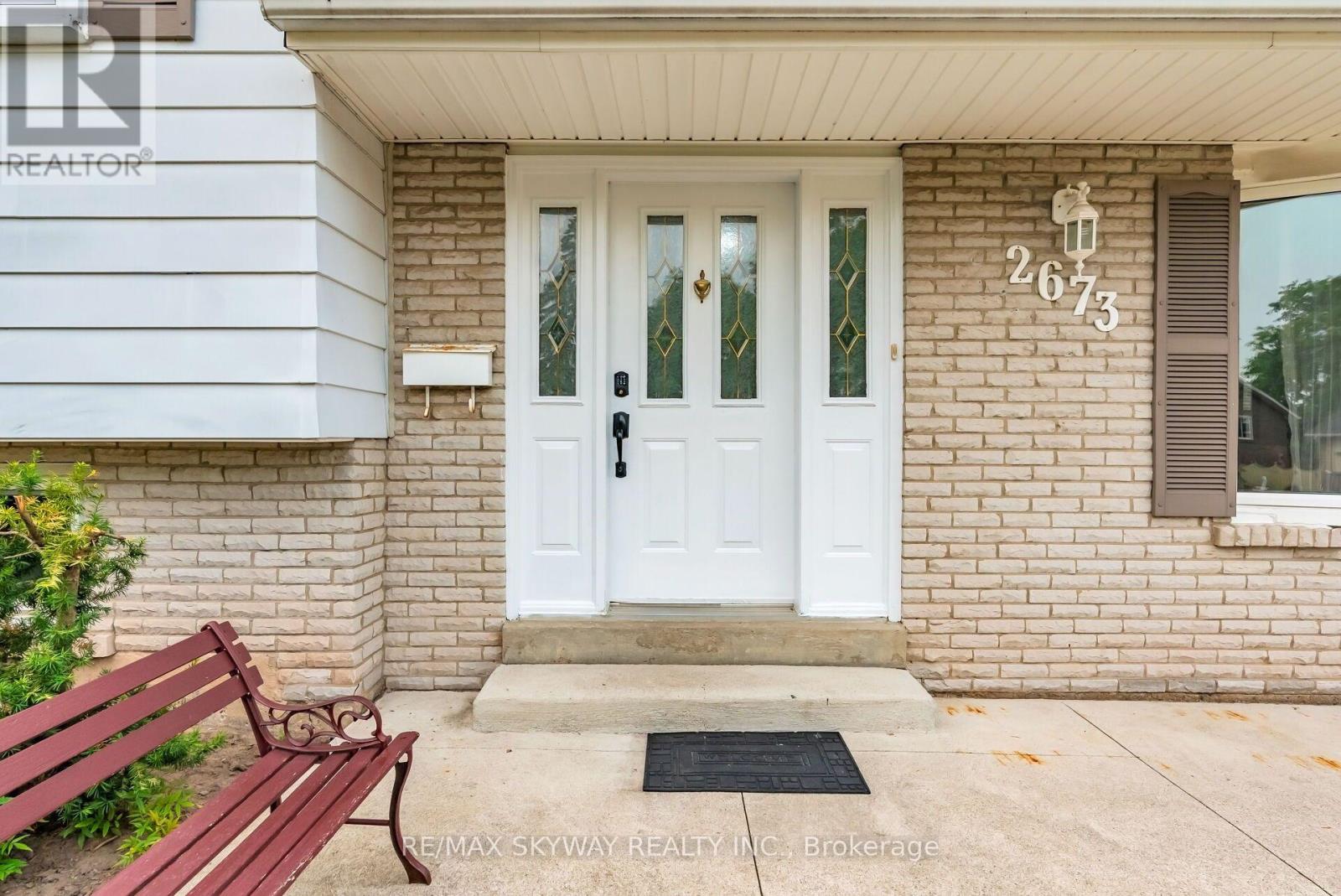 2673 Thorn Lodge Drive, Mississauga, Ontario  L5K 1L1 - Photo 9 - W13627312