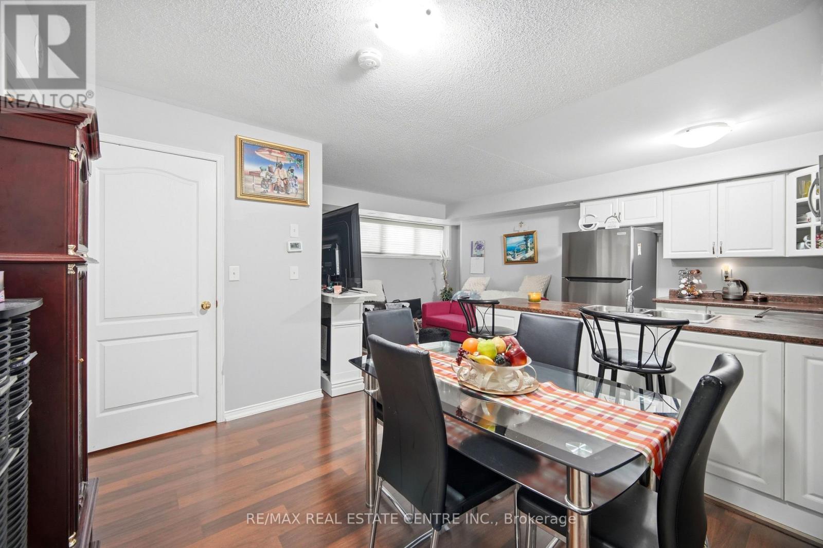 2 - 153 Isaac Devins Boulevard, Toronto, Ontario M9M 0C5 - Photo 9 - W13627318