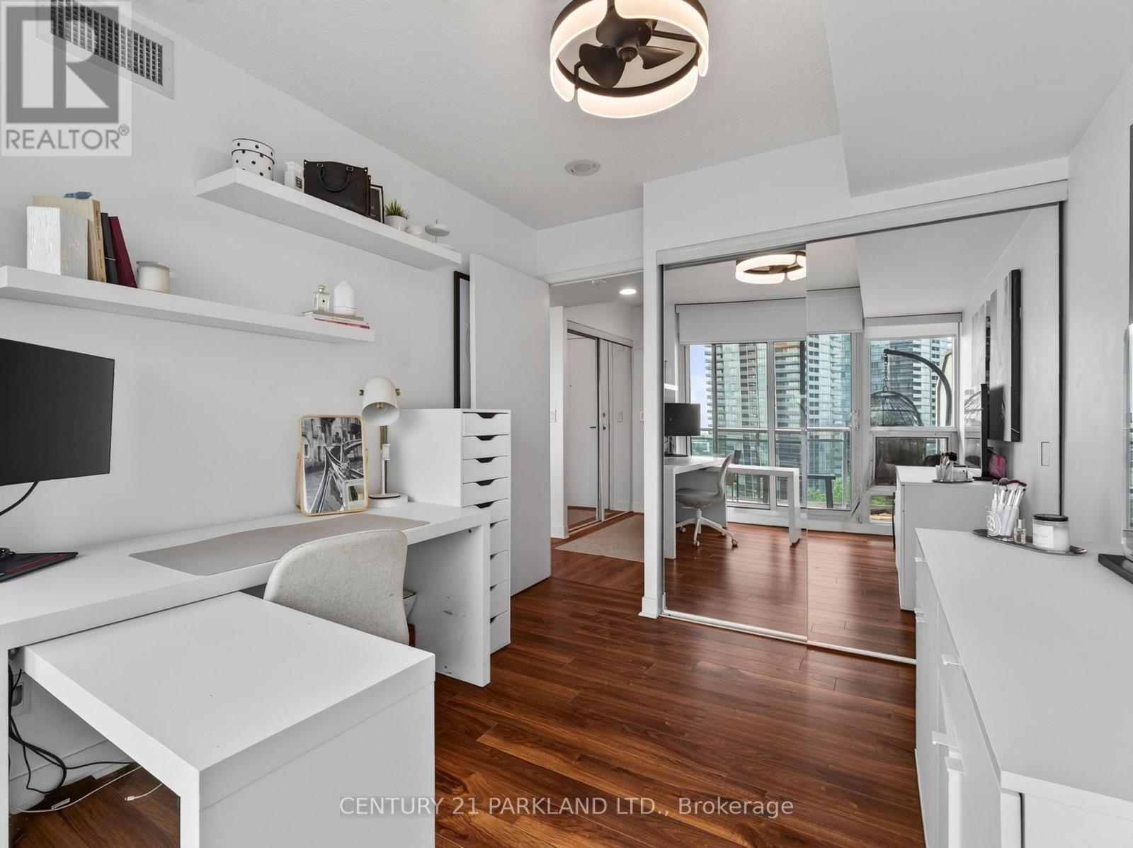 1103 - 155 Legion Road, Toronto, Ontario  M8Y 0A7 - Photo 14 - W13627326