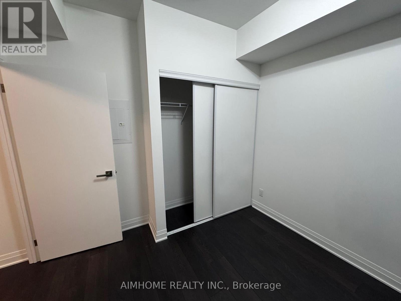 1511 - 4015 The Exchange W, Mississauga, Ontario  L5B 1M7 - Photo 4 - W13627336