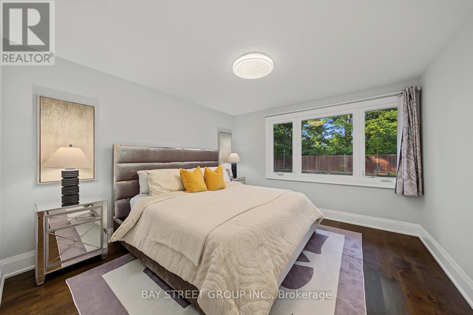 317 Wedgewood Drive, Oakville, Ontario  L6J 4R6 - Photo 16 - W13627364