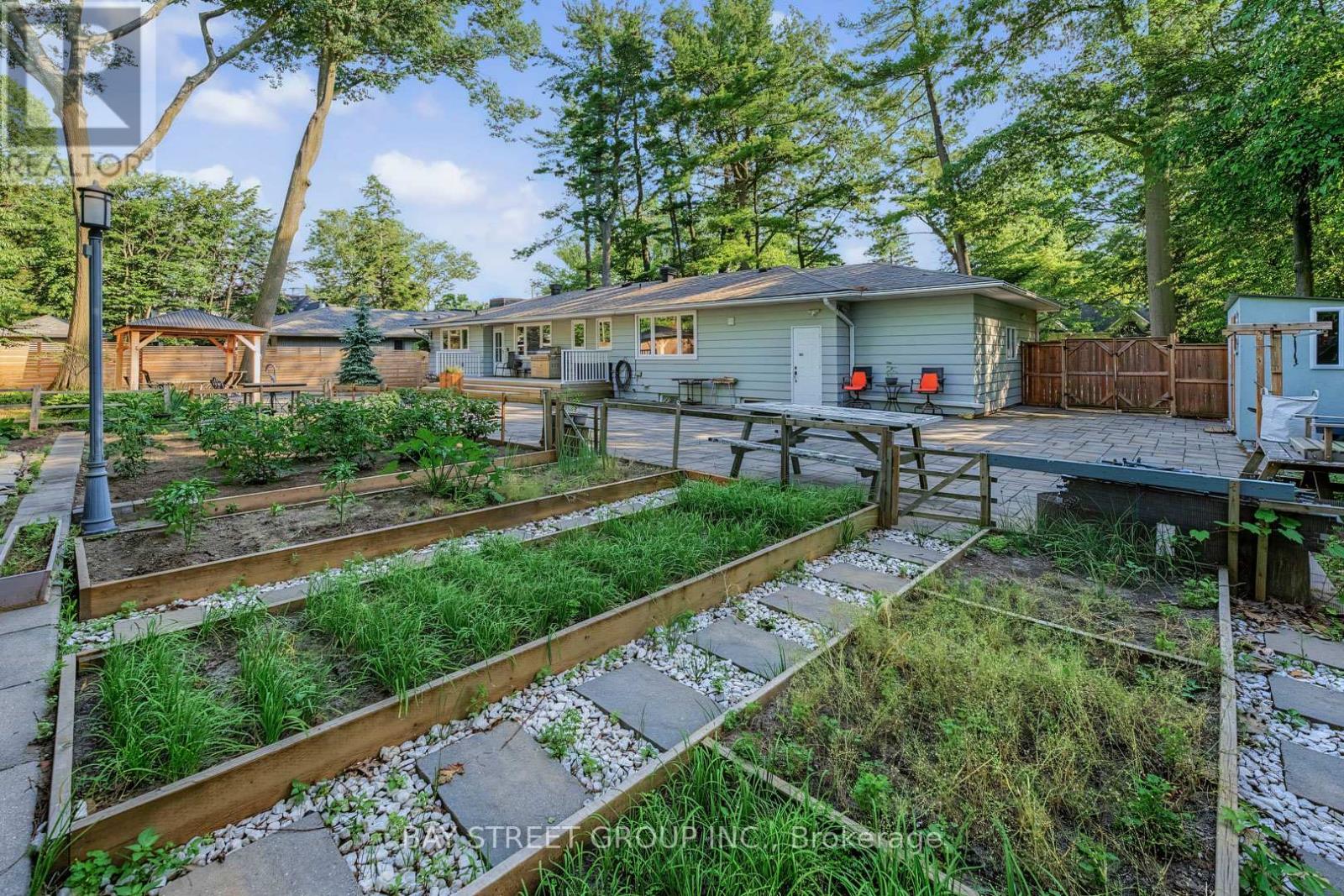 317 Wedgewood Drive, Oakville, Ontario  L6J 4R6 - Photo 31 - W13627364