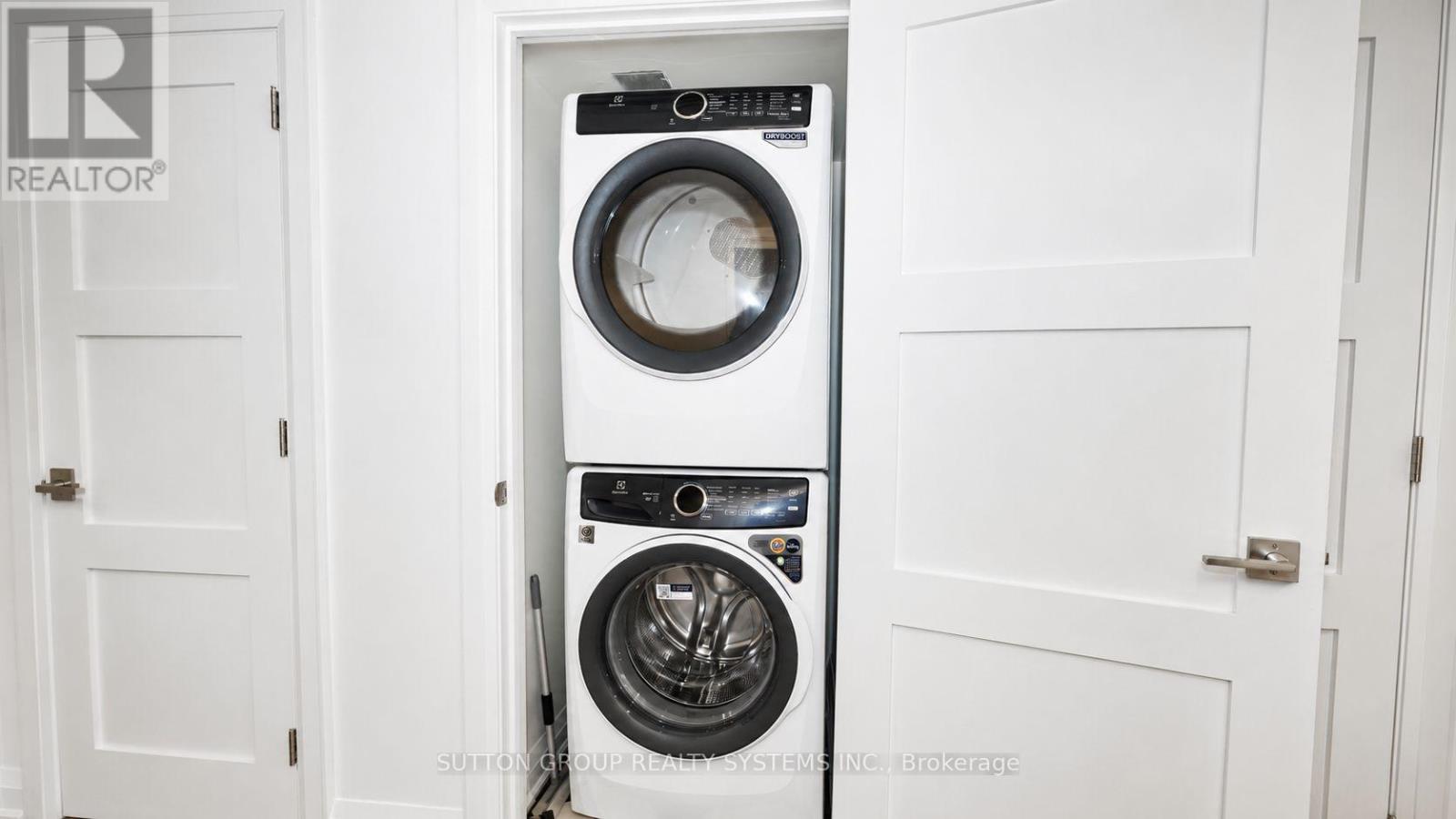 616 Rogers Road, Toronto, Ontario  M6M 1B8 - Photo 9 - W13627386