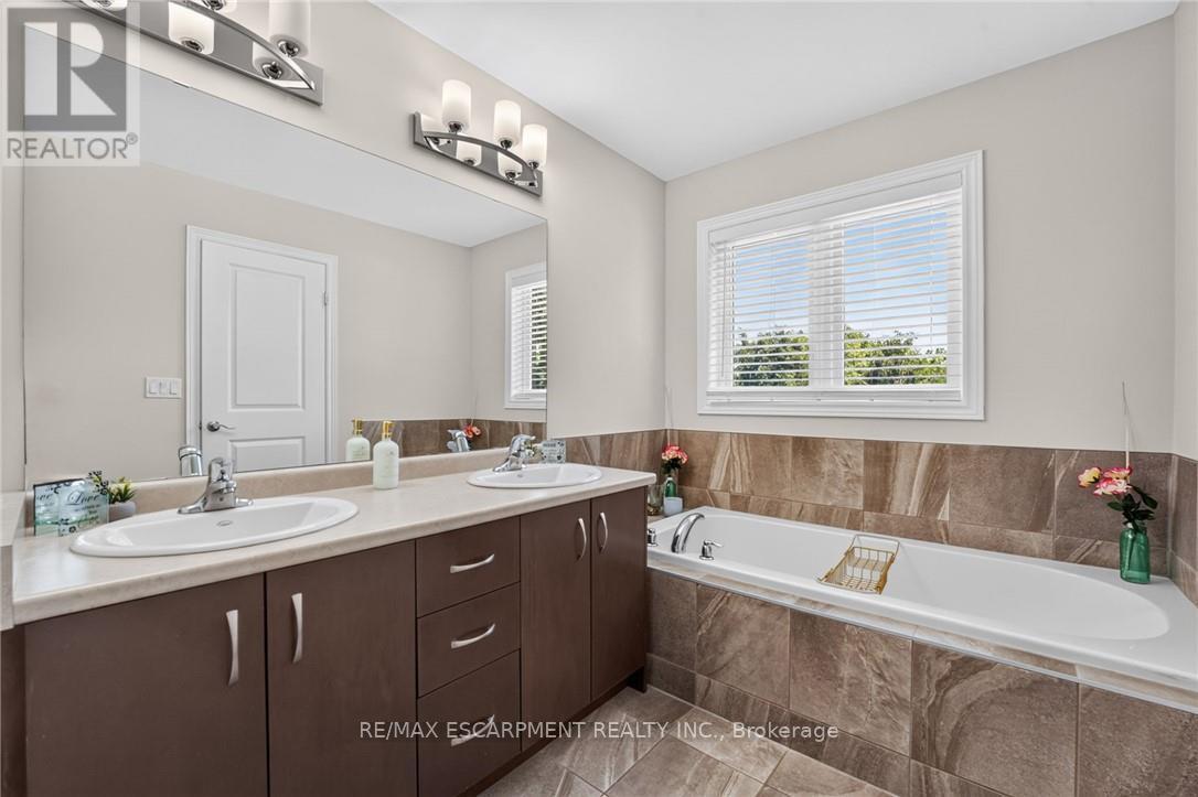 149 Dennis Drive, West Lincoln, Ontario  L0R 2A0 - Photo 27 - X13627296