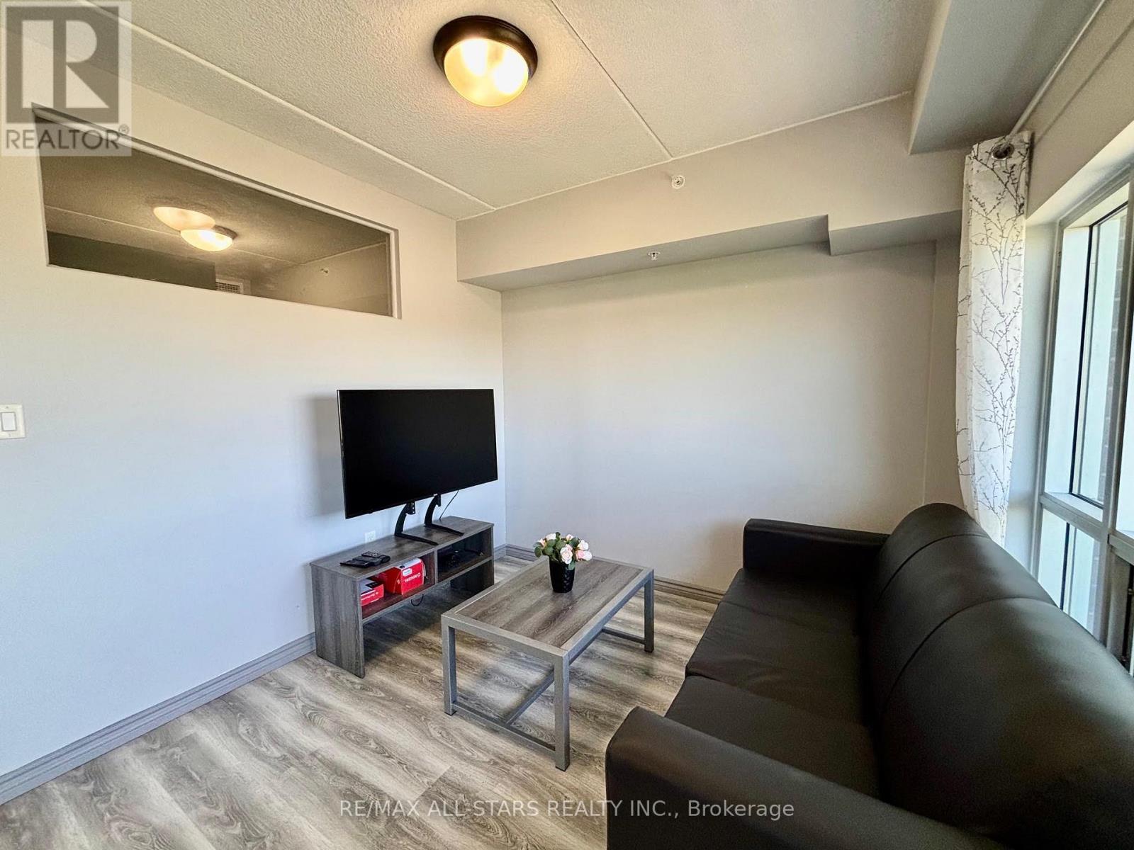 507 - 275 Larch Street, Waterloo, Ontario  N2L 3R2 - Photo 4 - X13627302