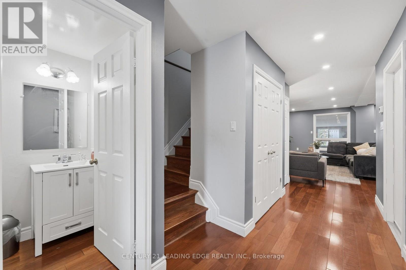 749 Stone Church Road E, Hamilton, Ontario  L8W 3G9 - Photo 5 - X13627354