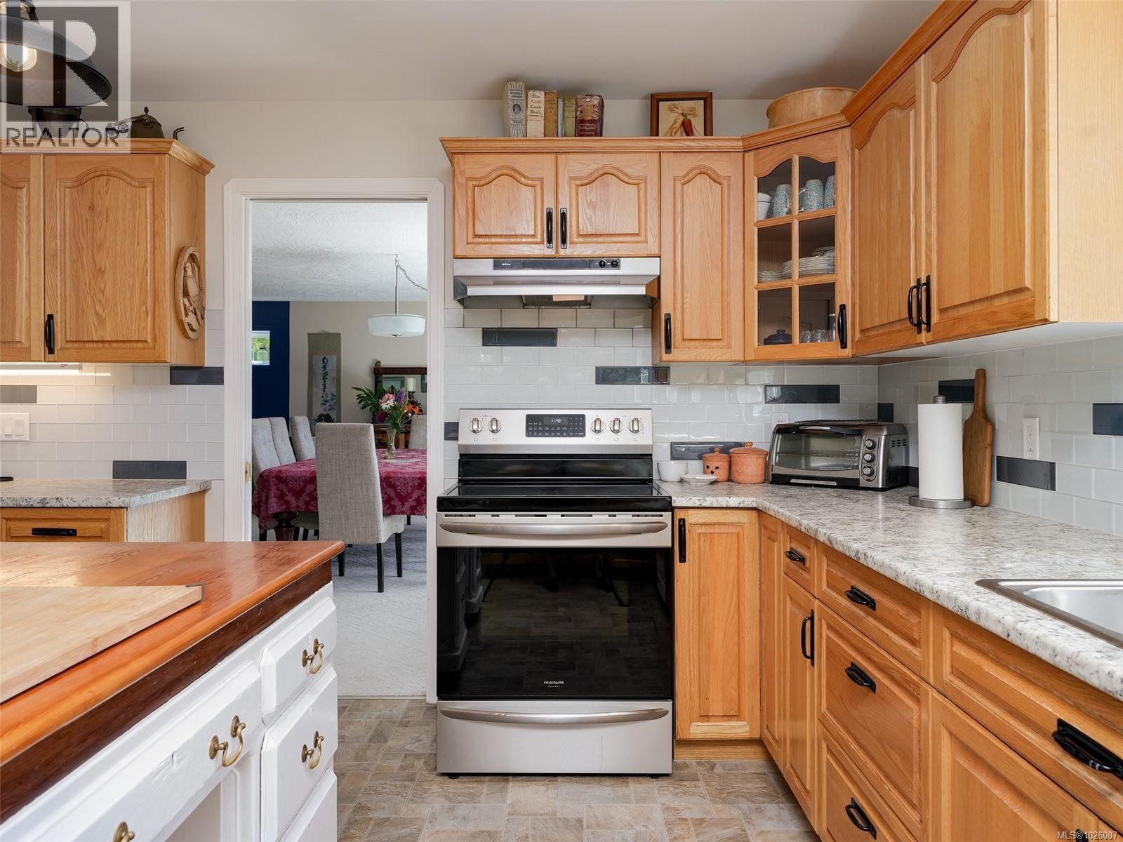 7760 West Coast Rd, Sooke, British Columbia  V9Z 0R7 - Photo 25 - 1026007