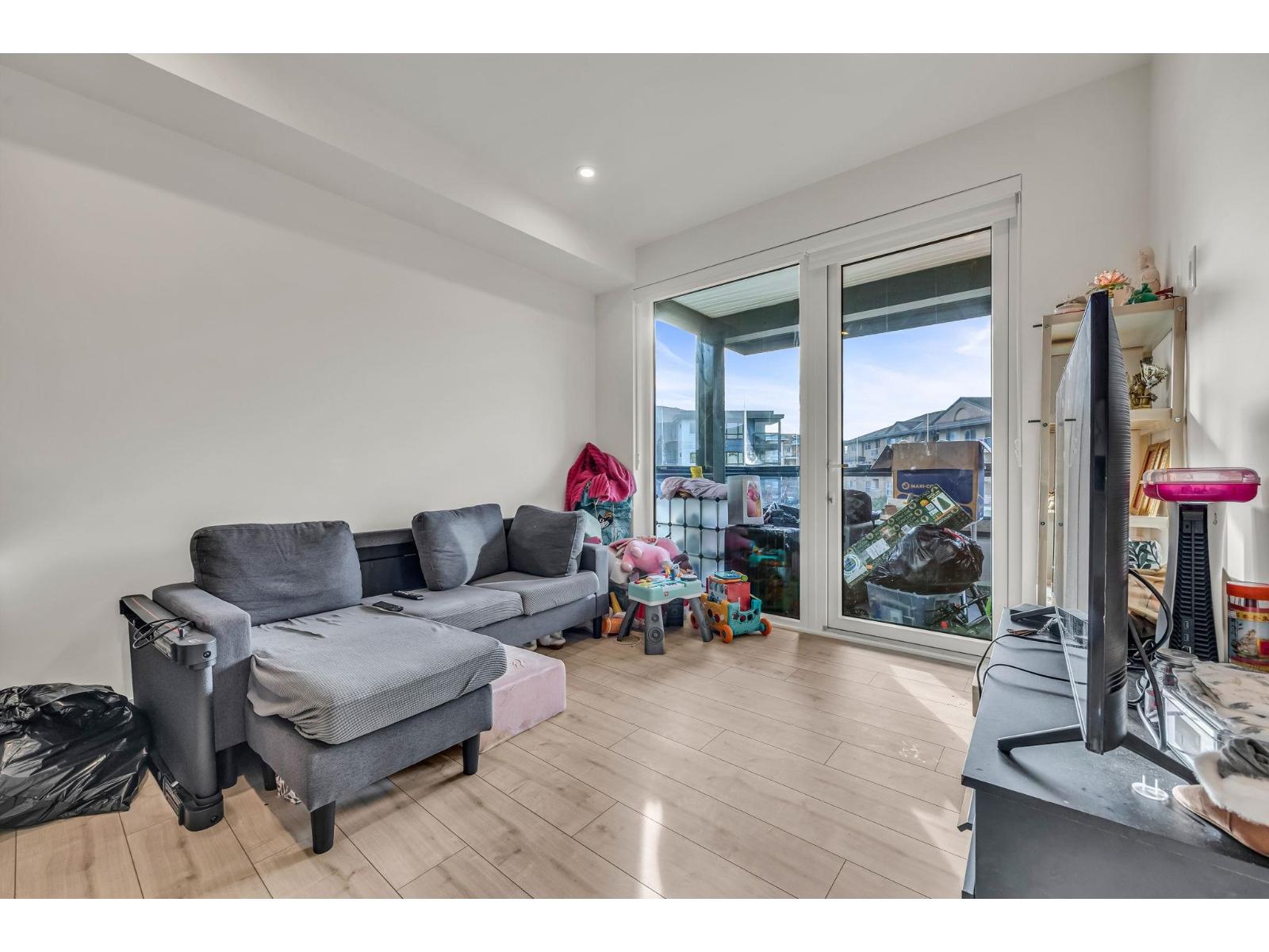 325 13788 76 Avenue, Surrey, British Columbia  V3W 3V9 - Photo 11 - R3151669