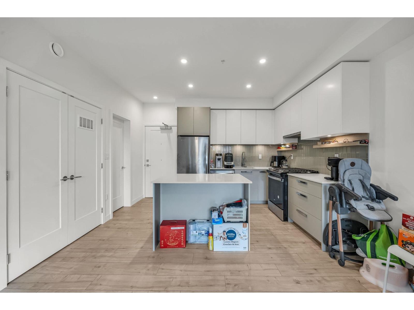 325 13788 76 Avenue, Surrey, British Columbia  V3W 3V9 - Photo 13 - R3151669
