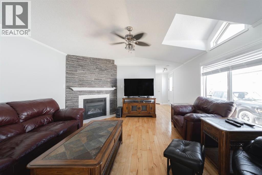 179 Grant Way, Fort Mcmurray, Alberta T9H 5J3 - Photo 3 - A2329325