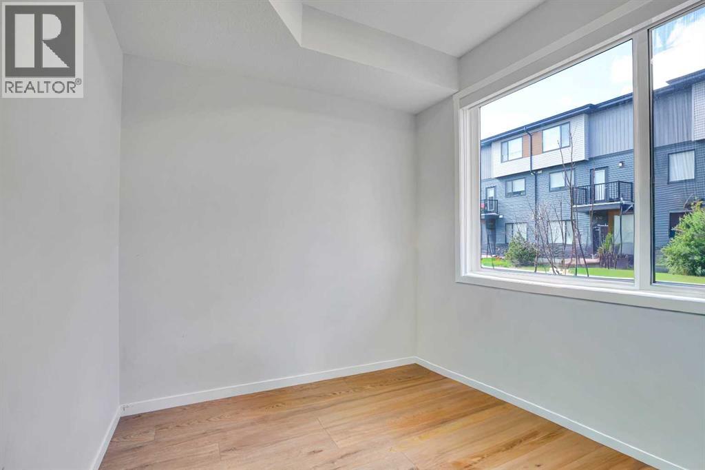 104 Corner Glen Circle NE, Calgary, Alberta T3N 2E2 - Photo 8 - A2322574