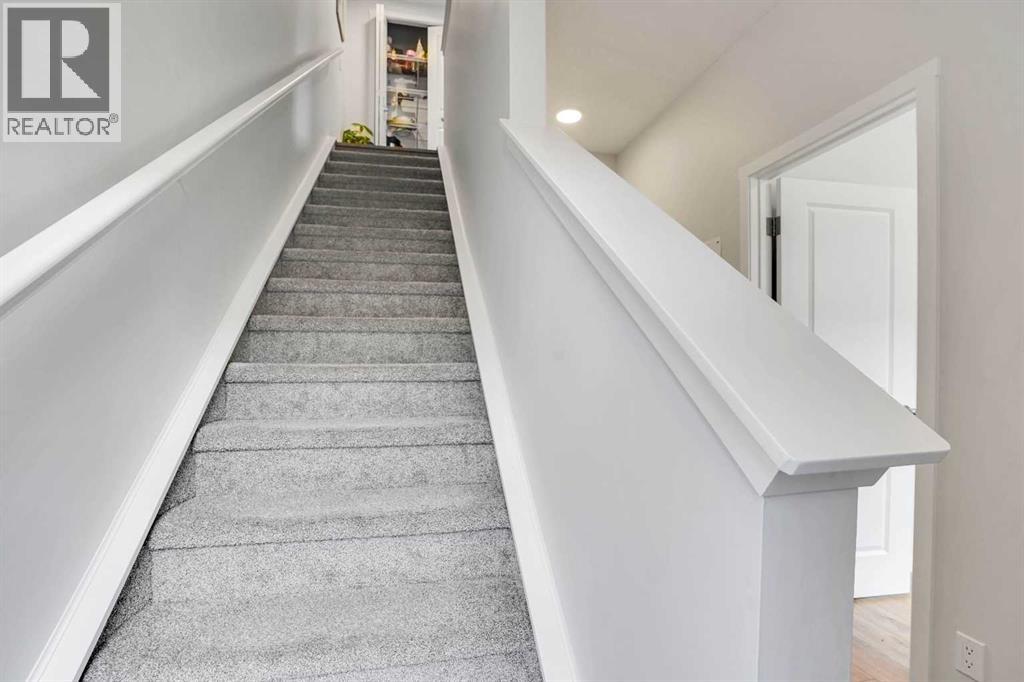104 Corner Glen Circle NE, Calgary, Alberta T3N 2E2 - Photo 10 - A2322574