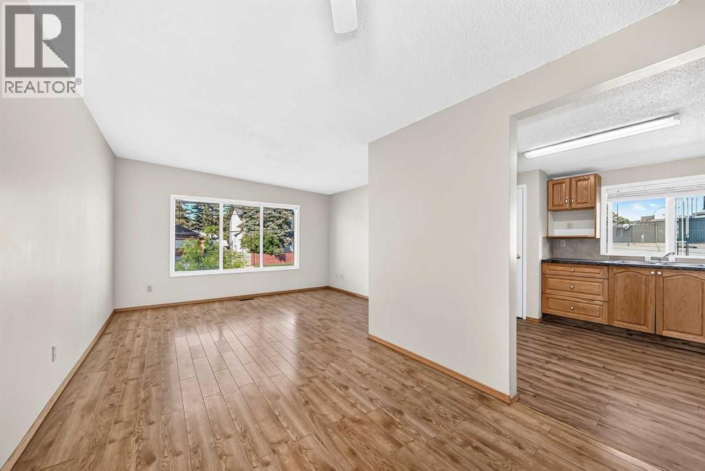 5113 17 Avenue NW, Calgary, Alberta  T3B 0P8 - Photo 9 - A2327732