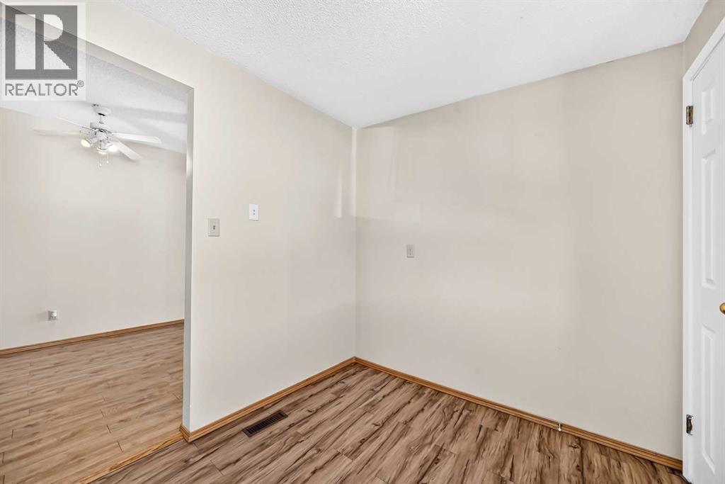 5113 17 Avenue NW, Calgary, Alberta  T3B 0P8 - Photo 8 - A2327732