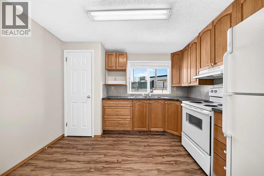 5113 17 Avenue NW, Calgary, Alberta  T3B 0P8 - Photo 6 - A2327732